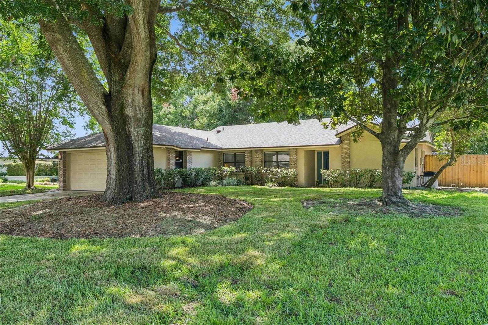 9433 PALM TREE DRIVE Windermere Florida United States, for Sale, residential, Zaira Mejia, Spaces & Styles Group
