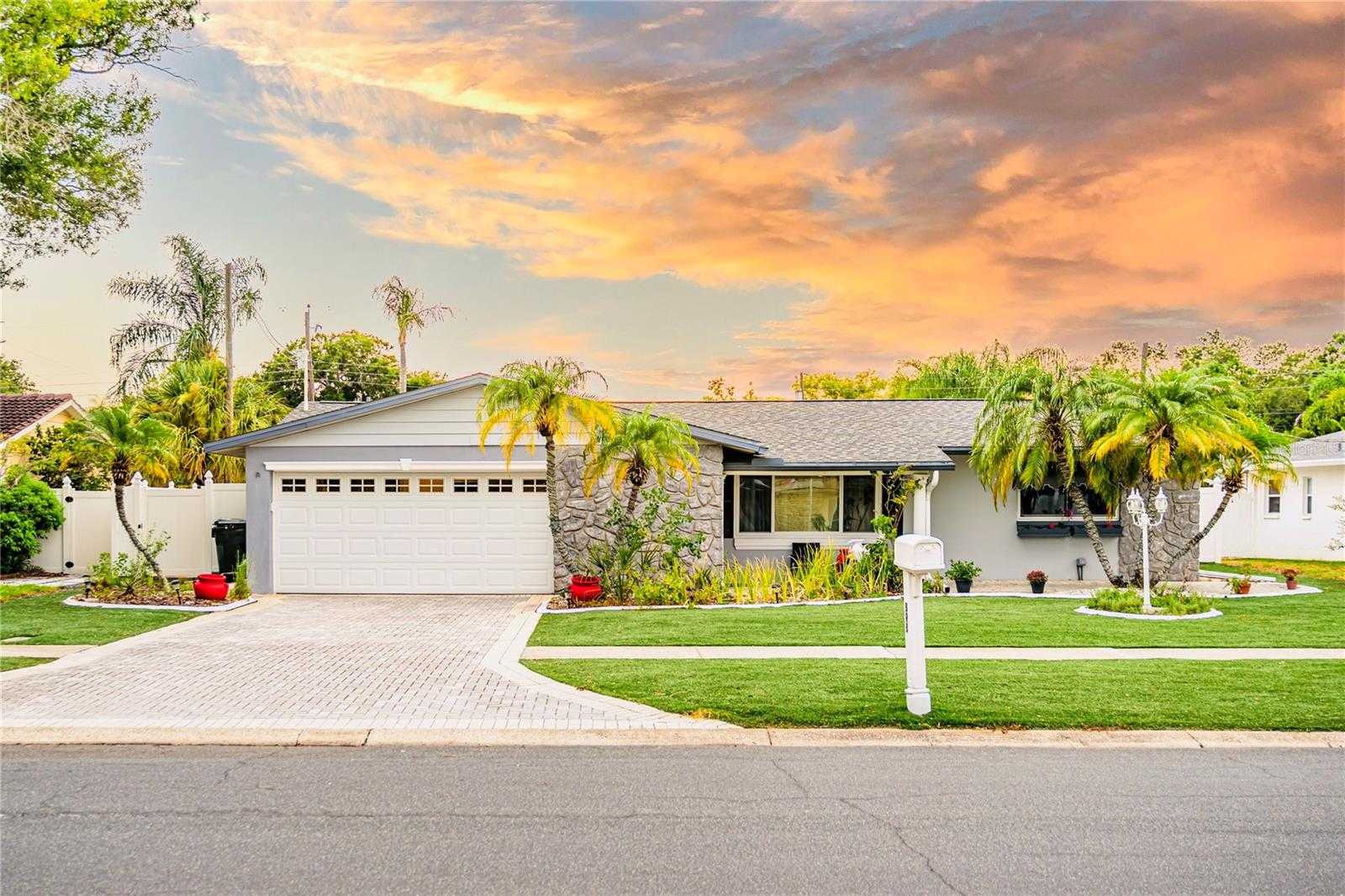 898 CORVETTE DRIVE Largo Florida United States, for Sale, residential,  ,  Real Estate Brokerage & Consultation, Inc