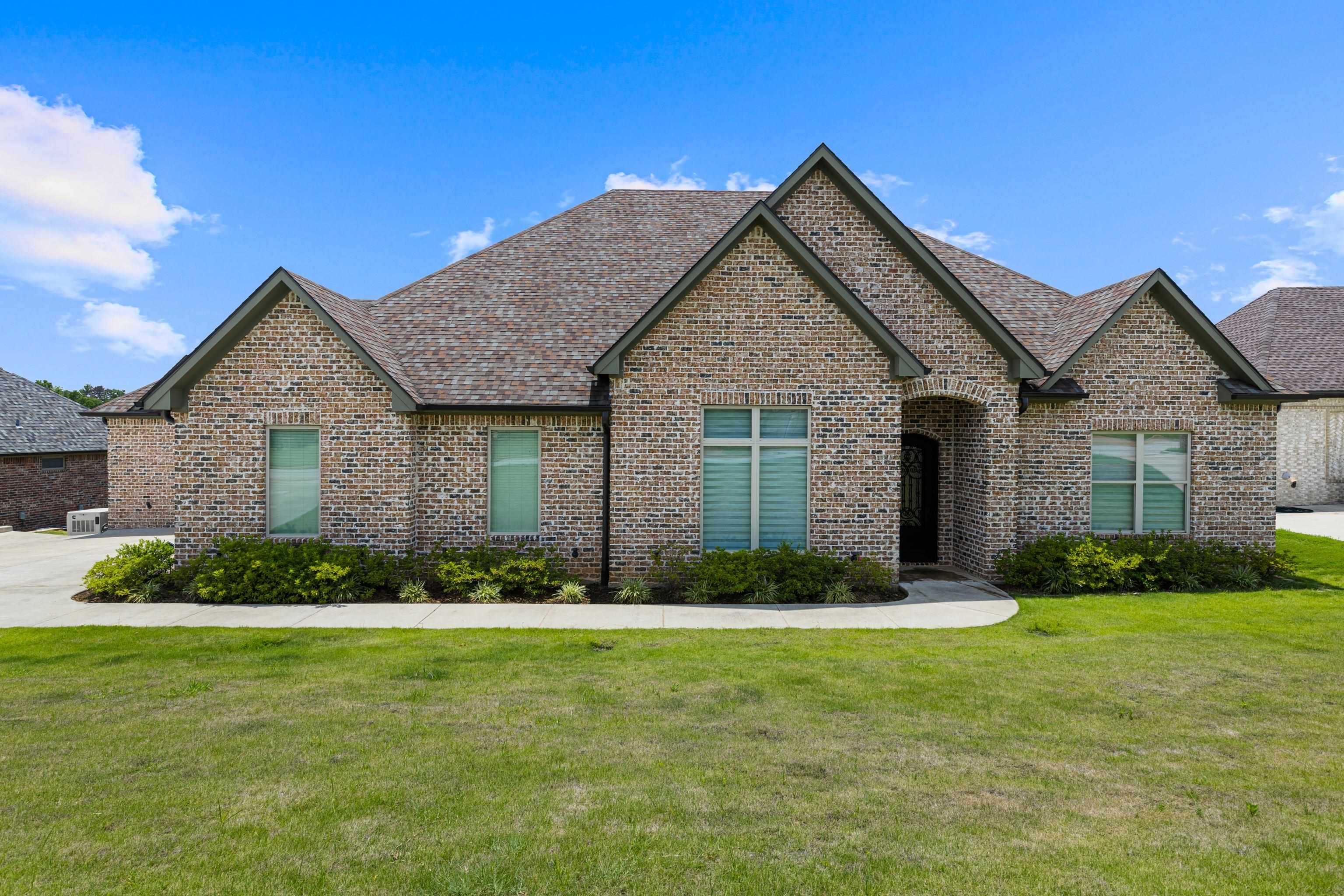 3005 Fairway Oaks Lane Longview Texas United States, for Sale, residential,  , Drake Chapman Real Estate, Brokerage