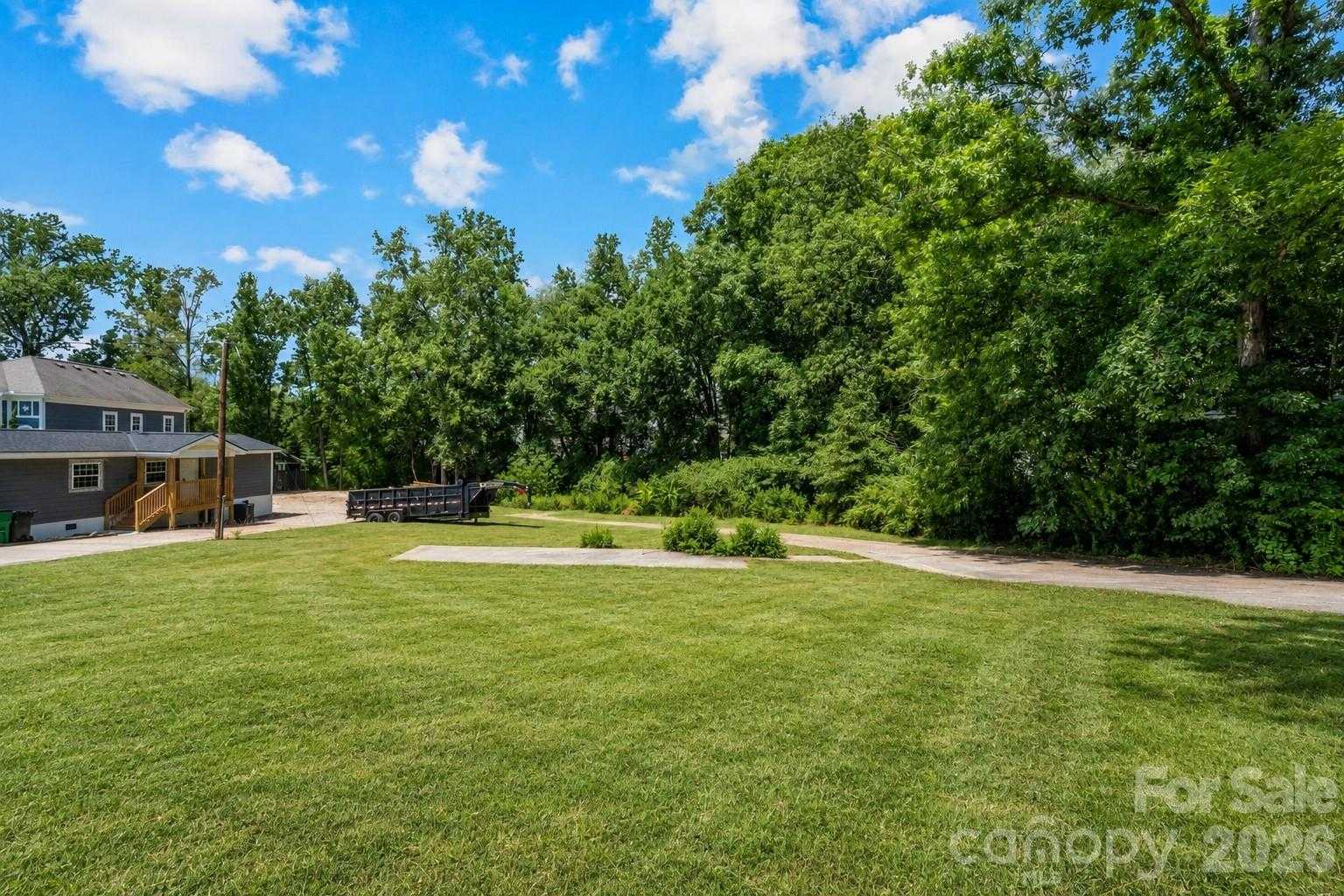 5008 Victoria Avenue Charlotte North Carolina United States, for Sale, commercial, Kristen Haynes, New Home Buyers Brokers / Realty Pros