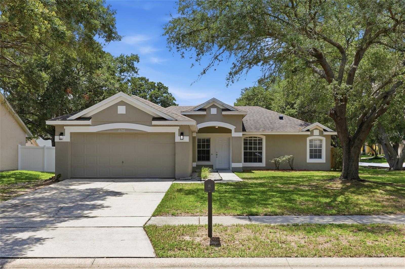 2706 KRIS XING Ocoee Florida United States, for Sale, residential, Zaira Mejia, Spaces & Styles Group