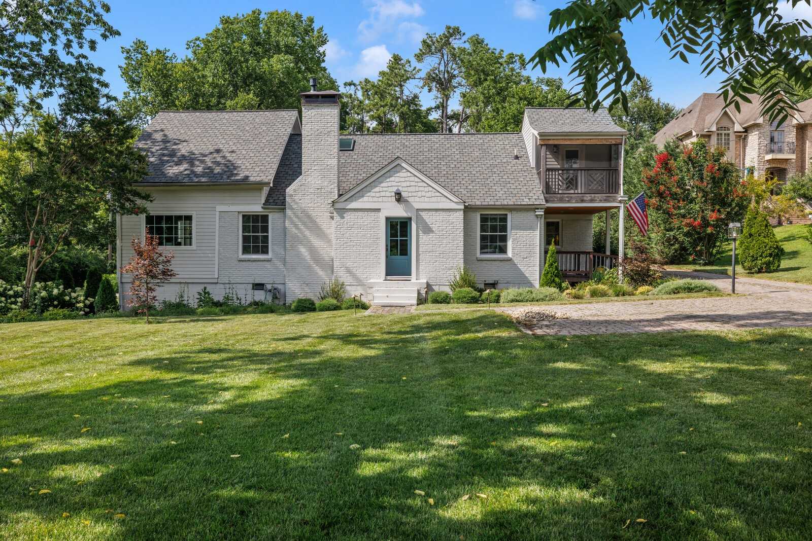 852 Battery Ln Nashville Tennessee United States, for Sale, residential, Amy Kempf, Reliant Realty ERA Powered
