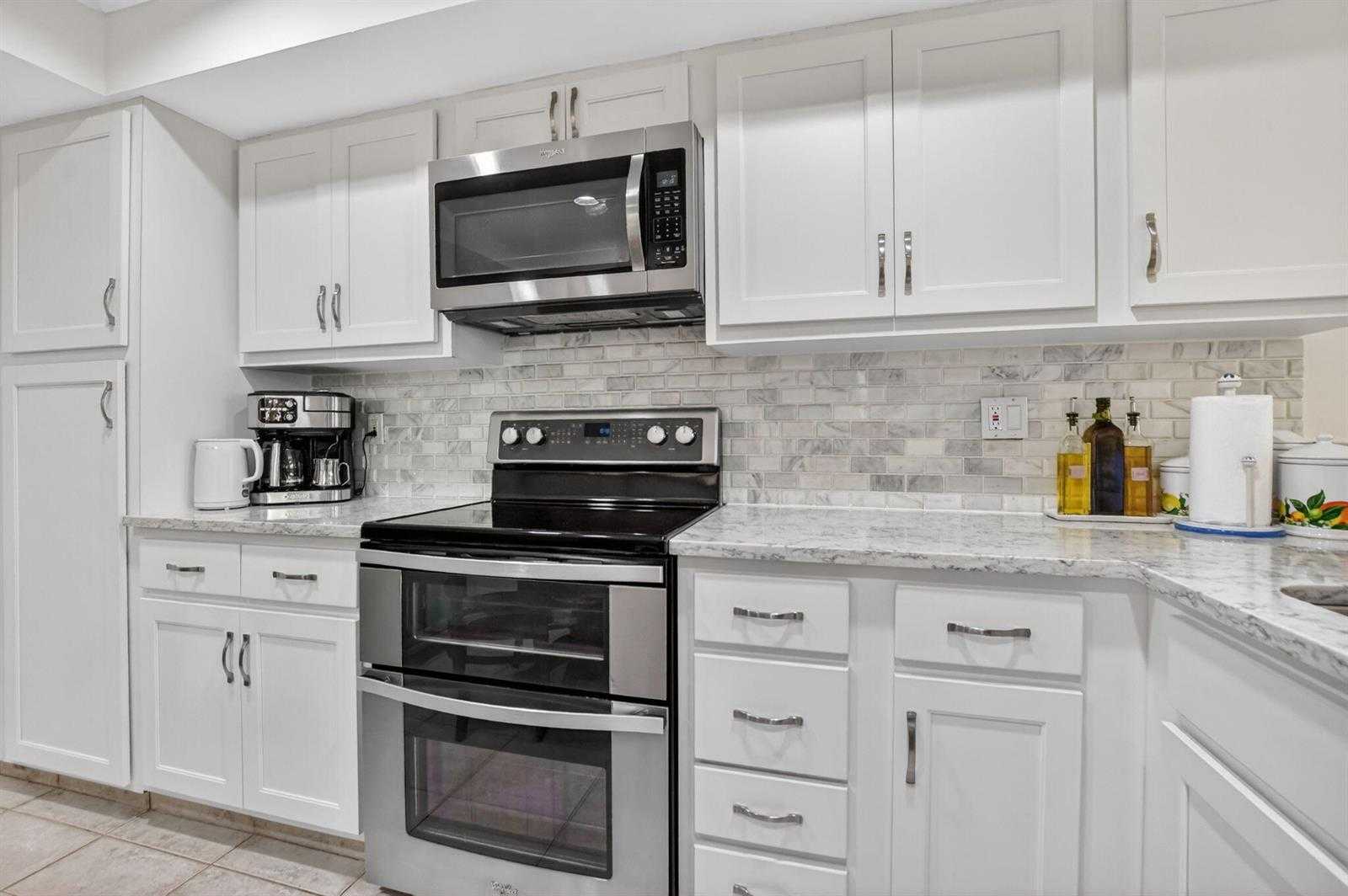 6062 Glendale Drive Boca Raton Florida United States, for Sale, residential, Pierre J Denis, Realty 100