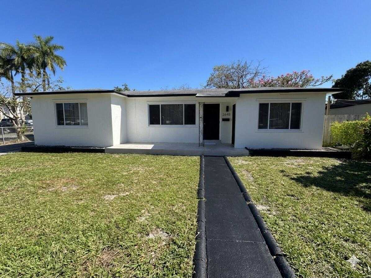 2648 Washington Street Hollywood Florida United States, for Rent, residential,  , Phoenix Realtors LLC