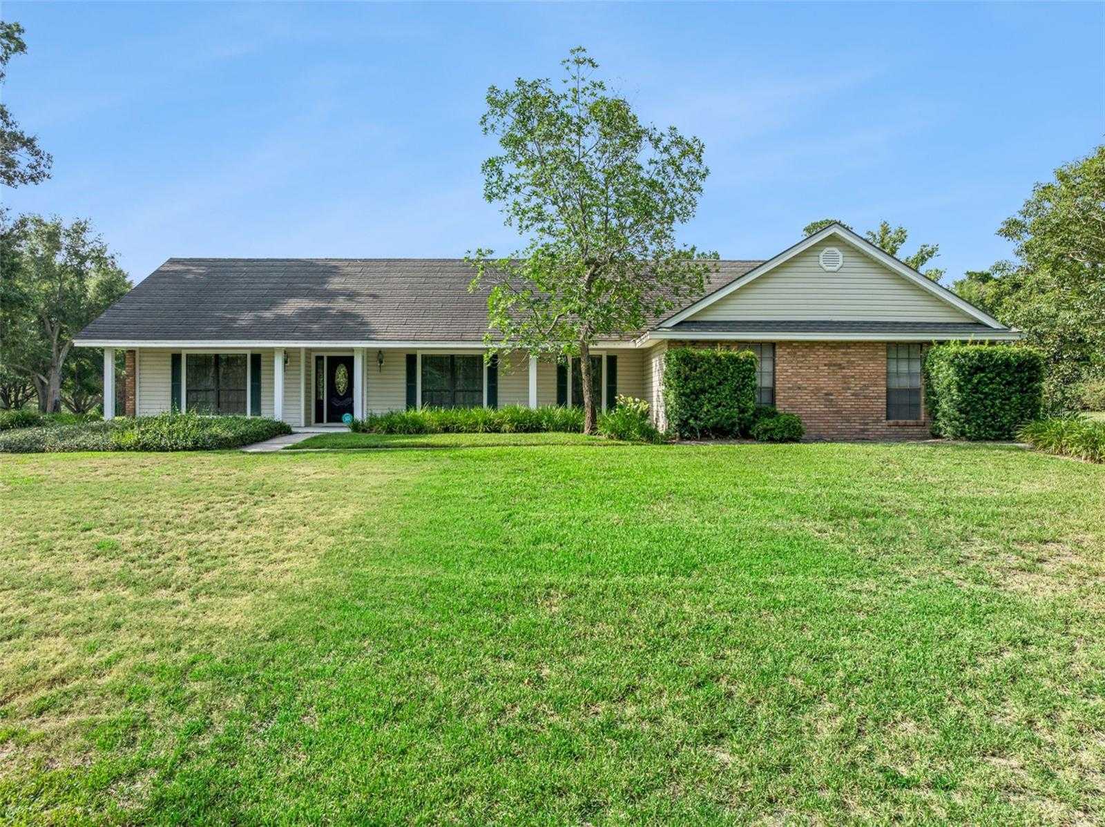 9225 MCDAVID COURT Windermere Florida United States, for Sale, residential, Zaira Mejia, Spaces & Styles Group