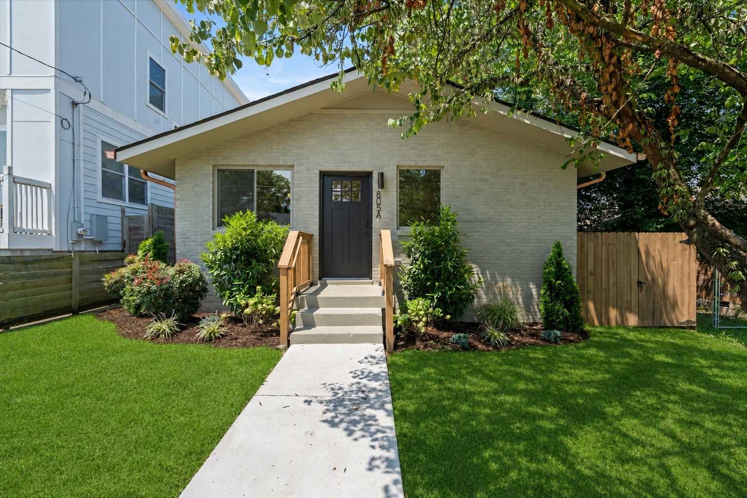 805 25th Ave  N Nashville Tennessee United States, for Sale, commercial, Amy Kempf, Reliant Realty ERA Powered