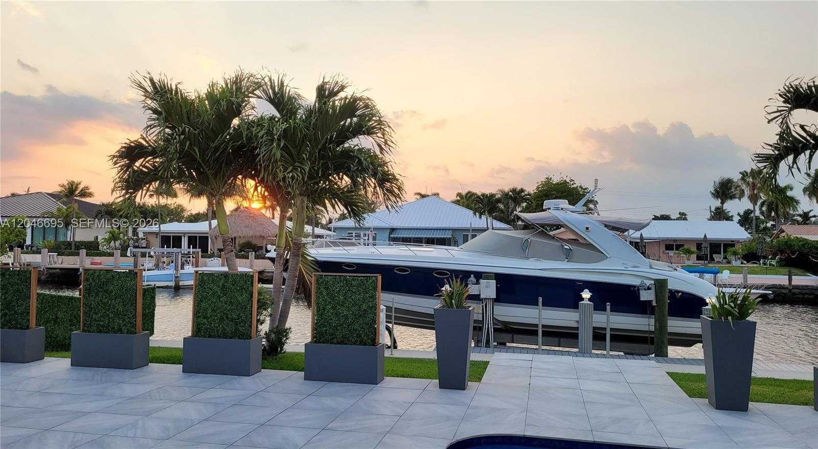 966 SE 9th Ave Pompano Beach Florida United States, for Sale, residential,  , Phoenix Realtors LLC