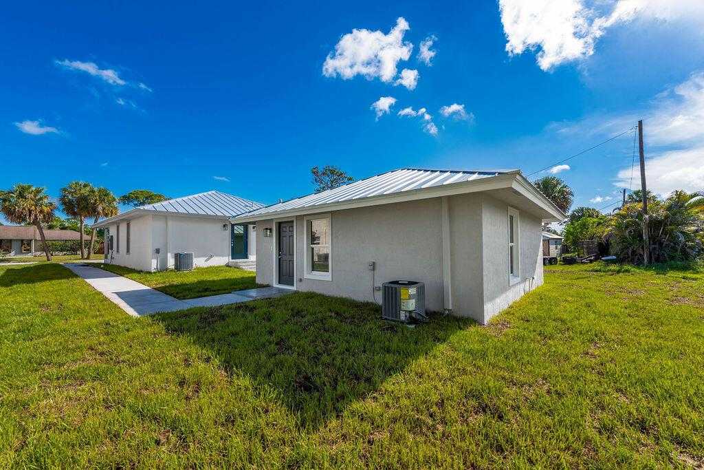 3018 SE Iris Street APT 2 Stuart Florida United States, for Rent, residential,  , Phoenix Realtors LLC