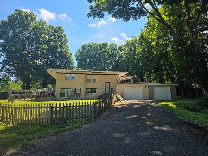 276 E Porters Bluff Rd Clarksville Tennessee United States, for Sale, residential, Sandra Hester, Keystone Realty and Management