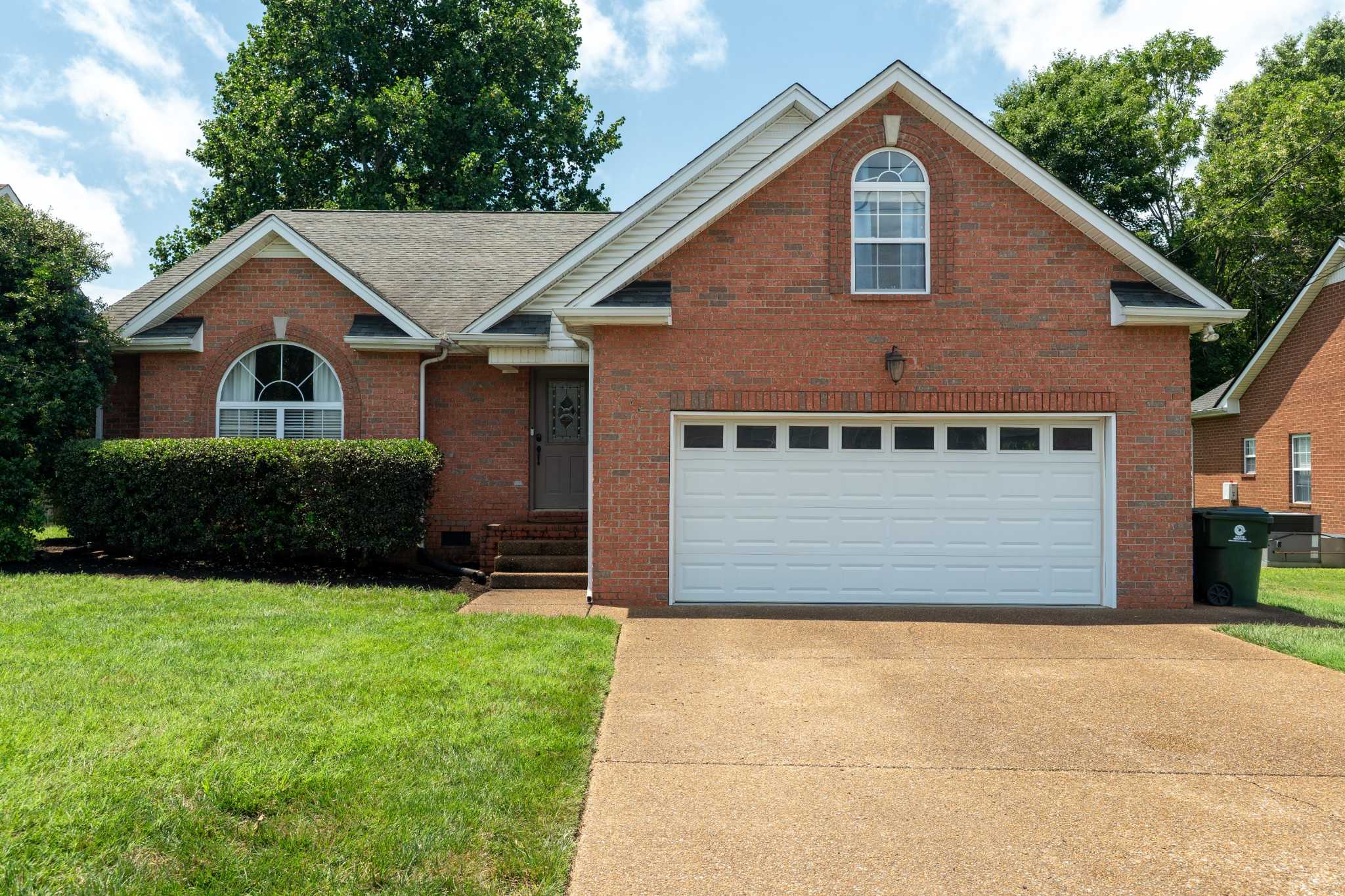 233 Lone Oak Dr White House Tennessee United States, for Sale, residential, Adam  Hanes, LPT Realty