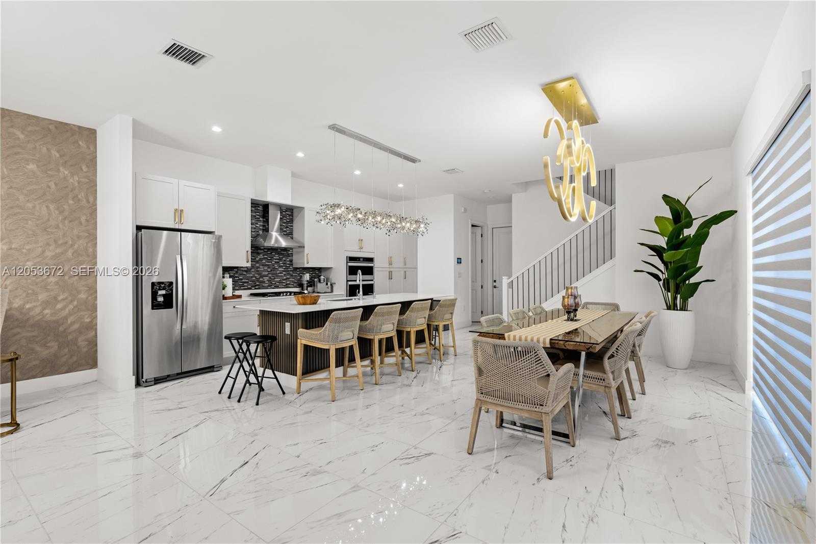 4374 NW 81st Ave Doral Florida United States, for Rent, residential, Roberto Villasmil, Interinvestments Realty, Inc.