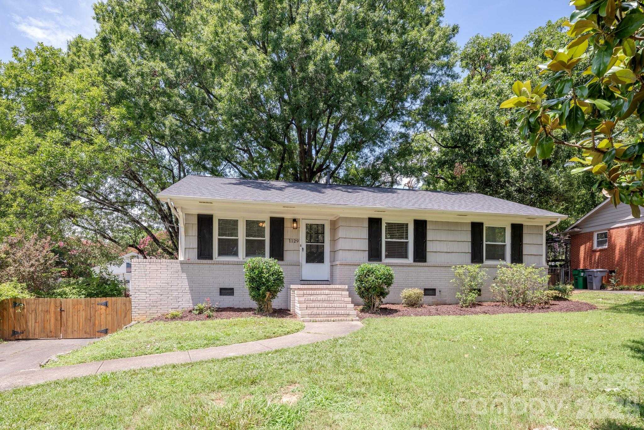 1129 Eastview Drive Charlotte North Carolina United States, for Rent, residential, Kristen Haynes, New Home Buyers Brokers / Realty Pros