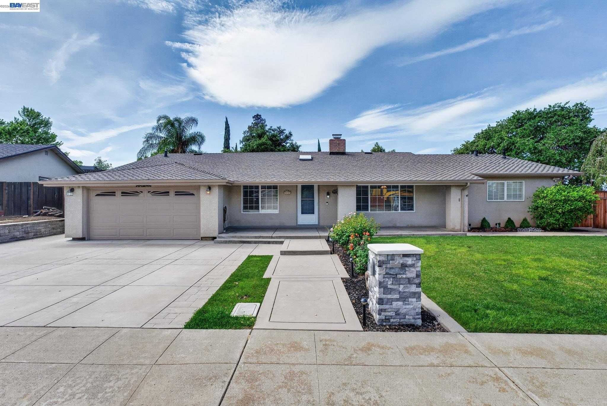 1147 Lomitas Ave Livermore California United States, for Sale, residential, Dylan  Jones, Compass Realty 