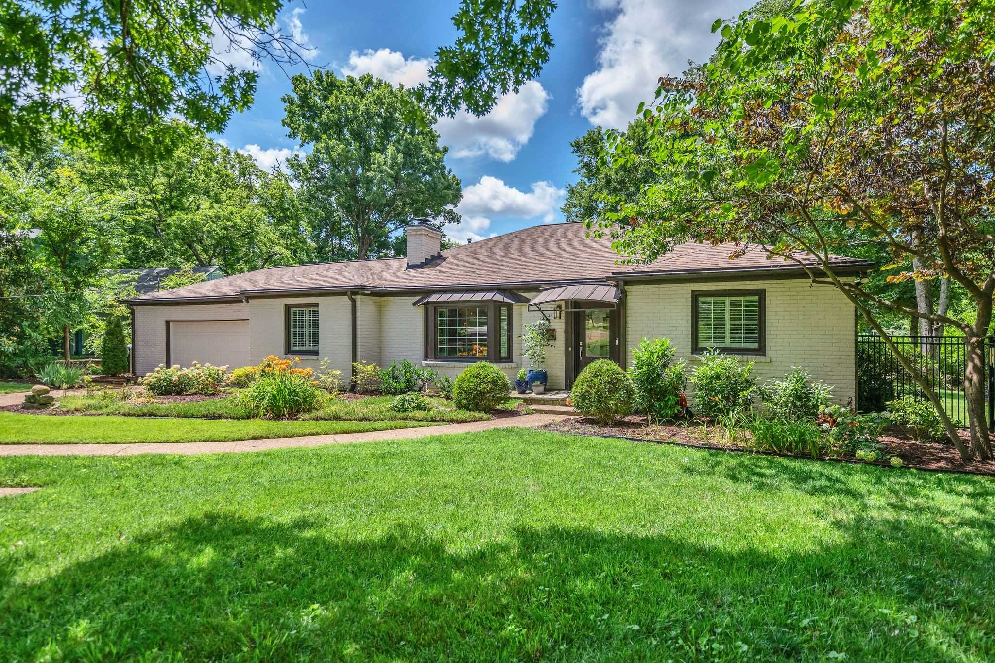 2039 Castleman Dr Nashville Tennessee United States, for Sale, residential, Adam  Hanes, LPT Realty