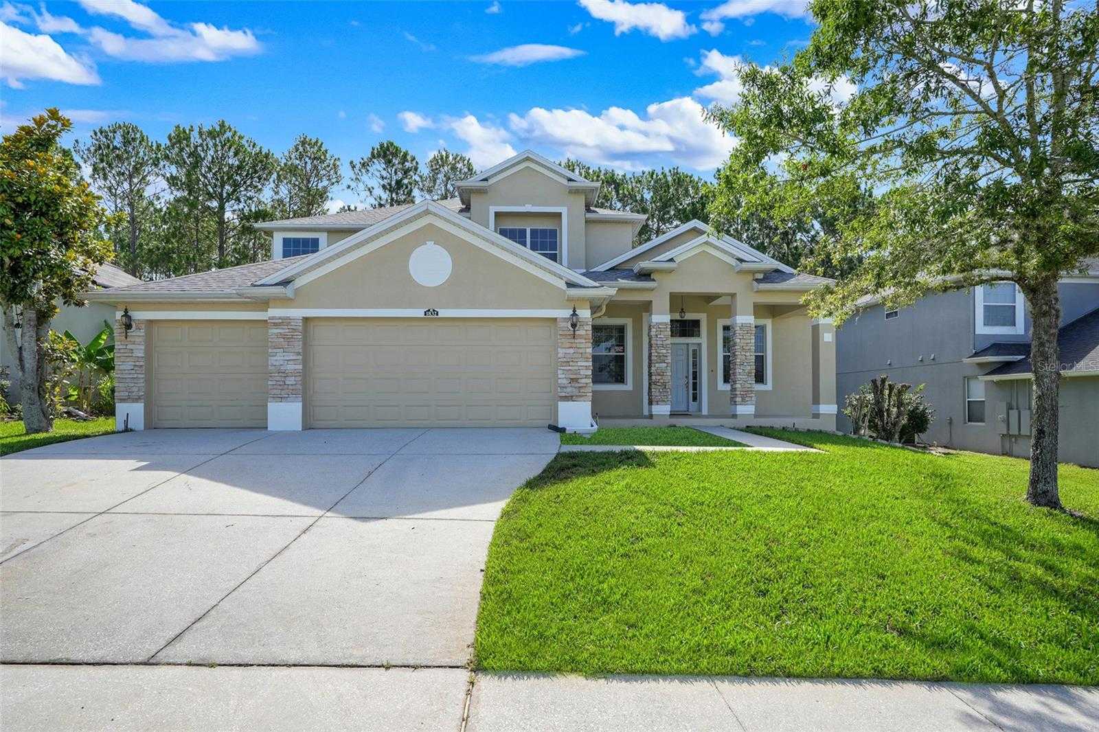 1832 NATURE COVE LANE Clermont Florida United States, for Sale, residential, Zaira Mejia, Spaces & Styles Group