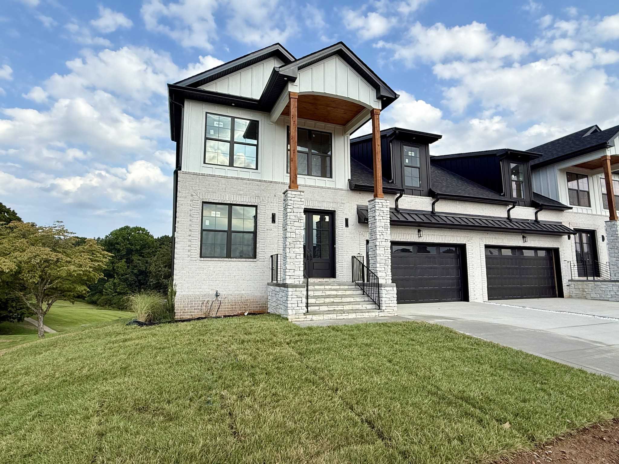 112 Fairway Dr Clarksville Tennessee United States, for Sale, residential, Rebekah  Sprabary, Sweet Home Realty & Property Management