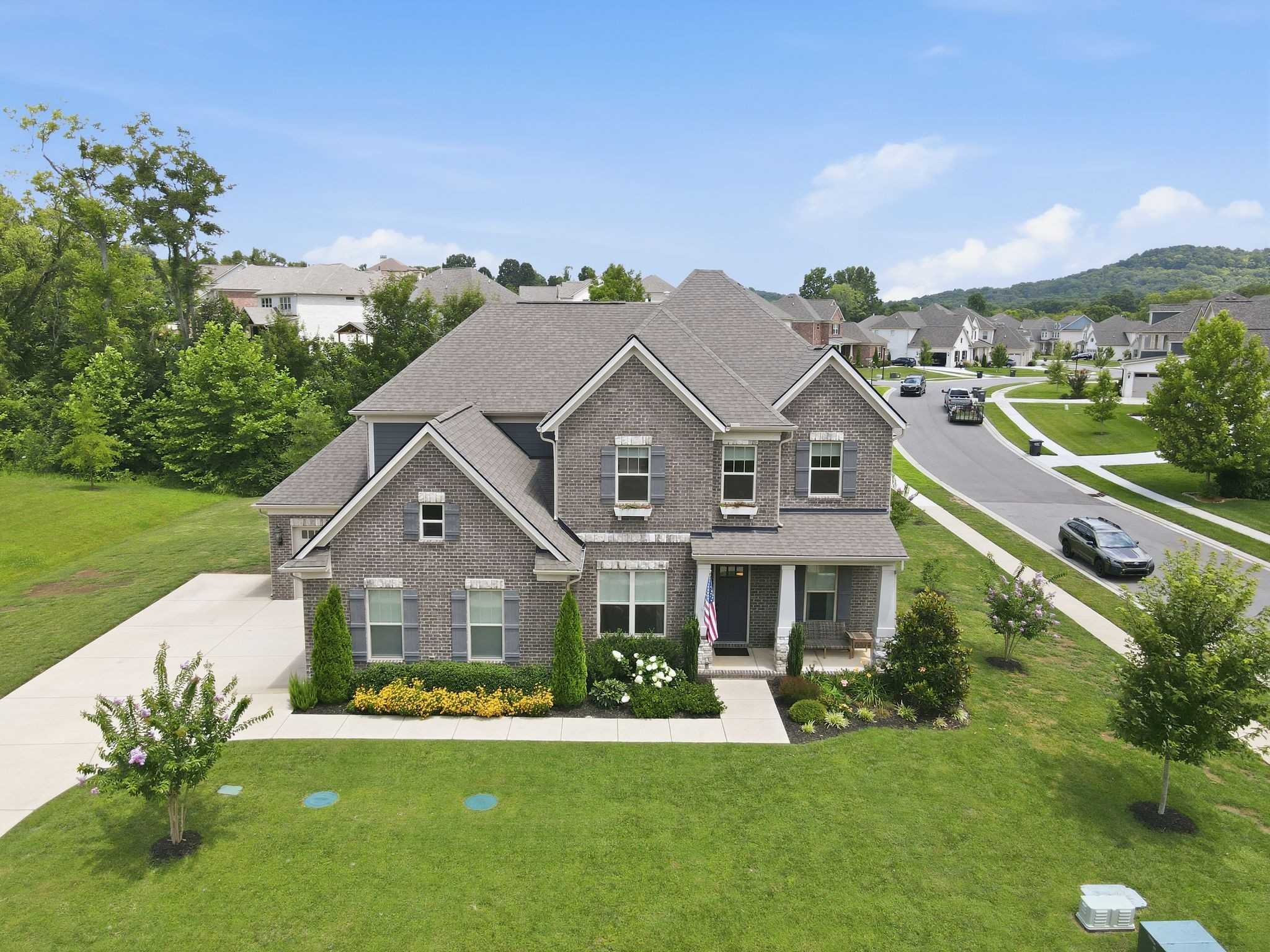 3229 Chase Point Dr Franklin Tennessee United States, for Sale, residential, Adam Hanes, LPT Realty