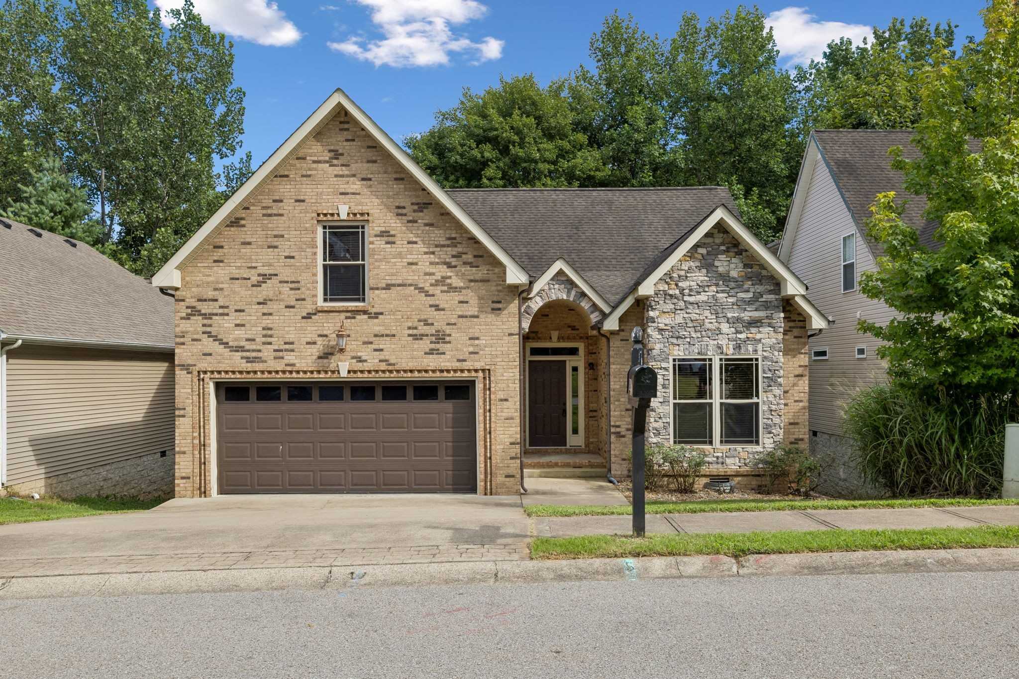 634 Hidden Valley Dr Clarksville Tennessee United States, for Sale, residential, Adam  Hanes, LPT Realty