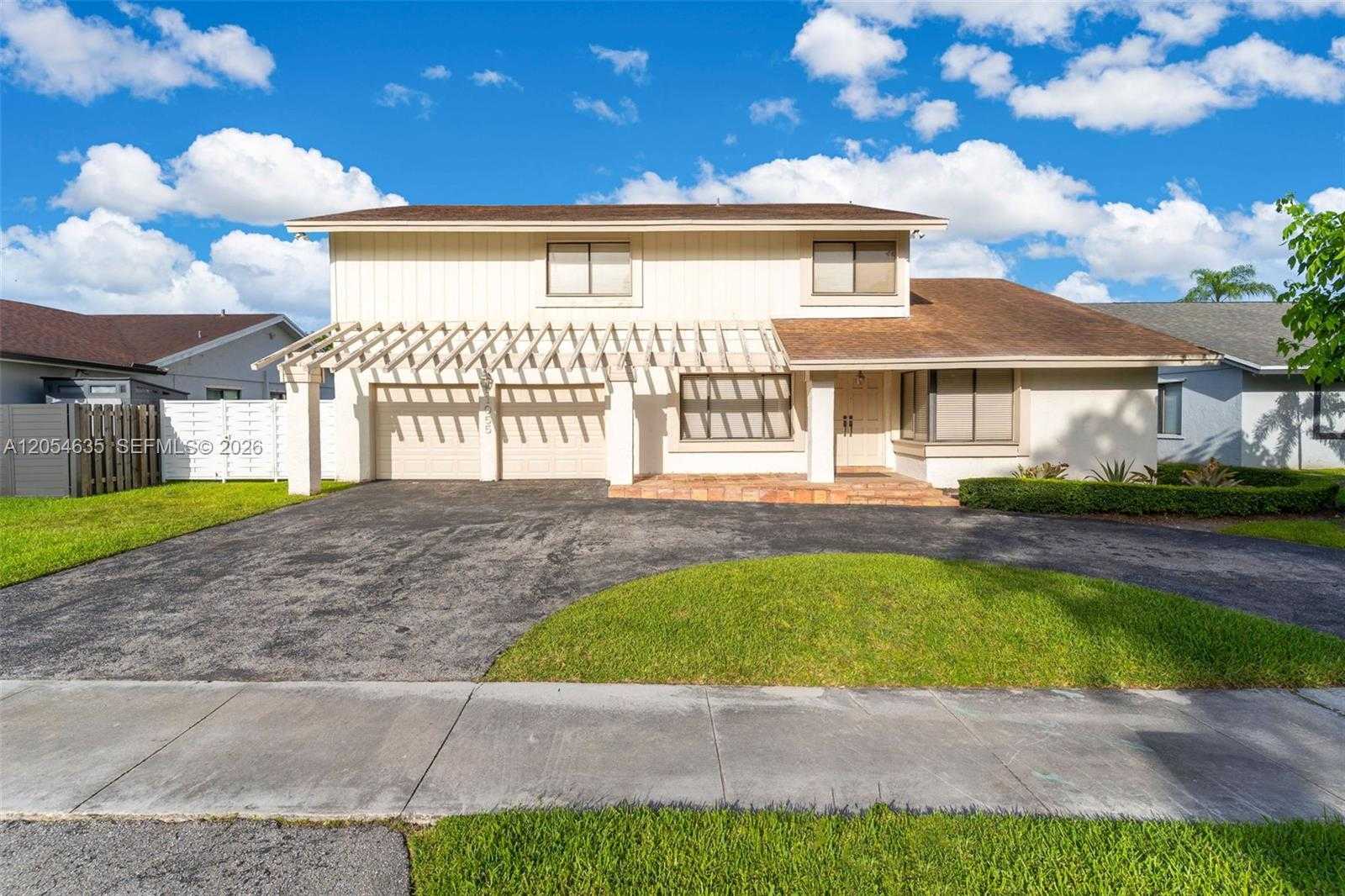 11055 SW 129th Ct Miami Florida United States, for Sale, residential,  , INCOM OFFICE EXAMPLE