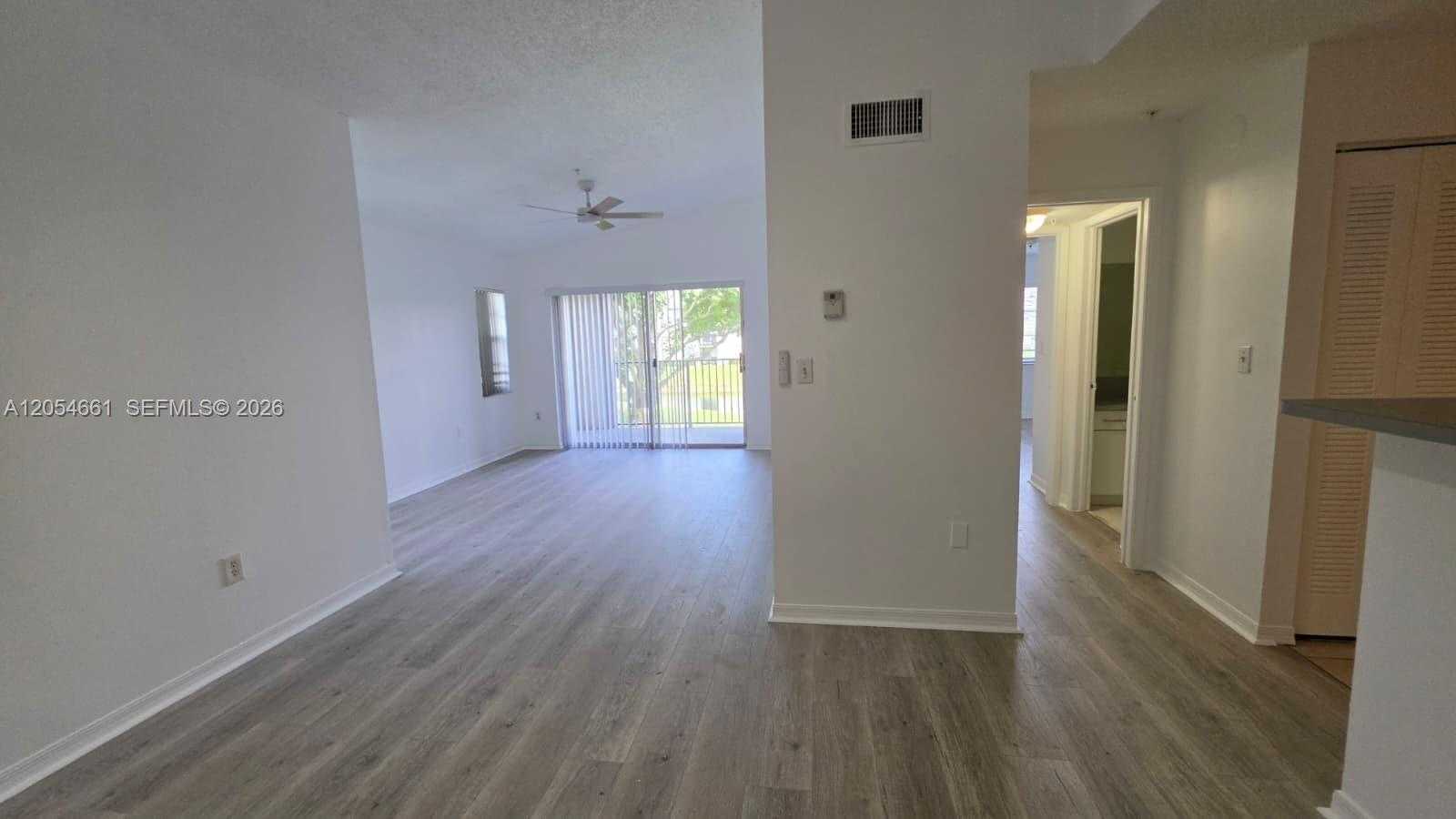 4500 NW 107th Ave  APT 201-9 Doral Florida United States, for Rent, residential, Roberto Villasmil, Interinvestments Realty, Inc.