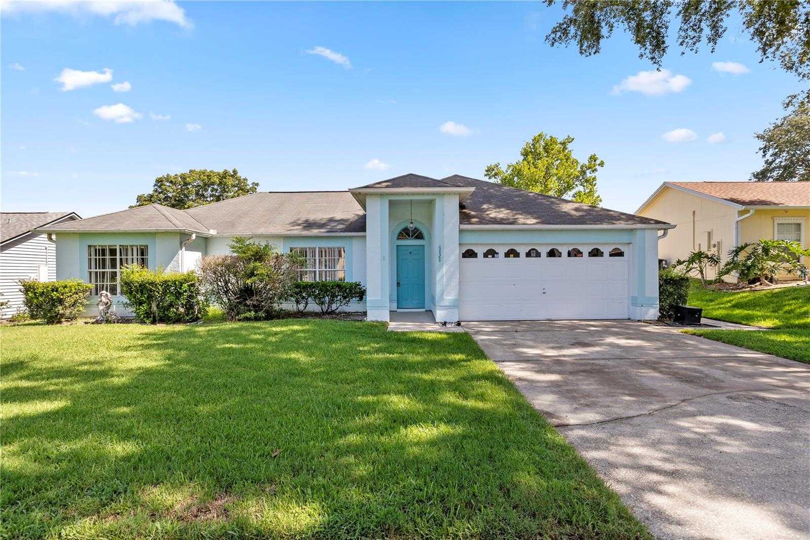6828 WOODGRAIN COURT Ocoee Florida United States, for Sale, residential, Zaira Mejia, Spaces & Styles Group
