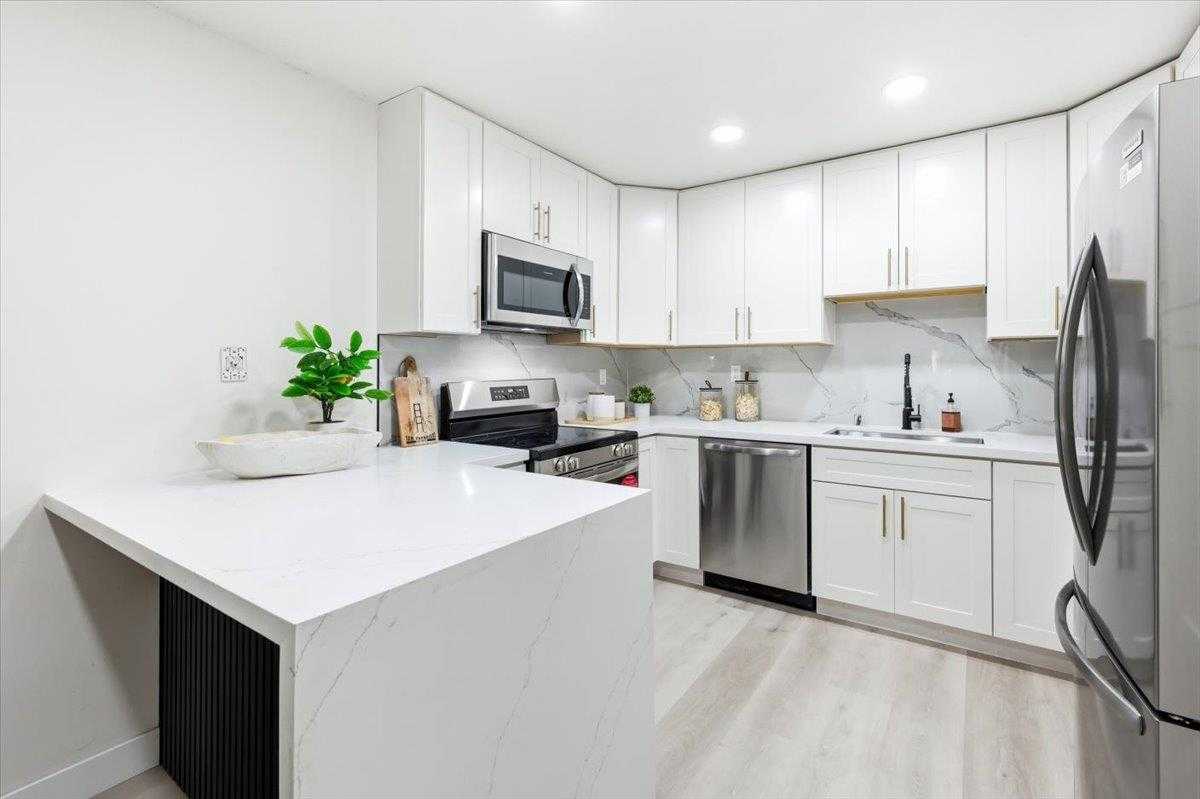 2700 Oak Road  APT 11 Walnut Creek California United States, for Sale, residential, Dhiraj Mahat, Real Estate Source, Inc