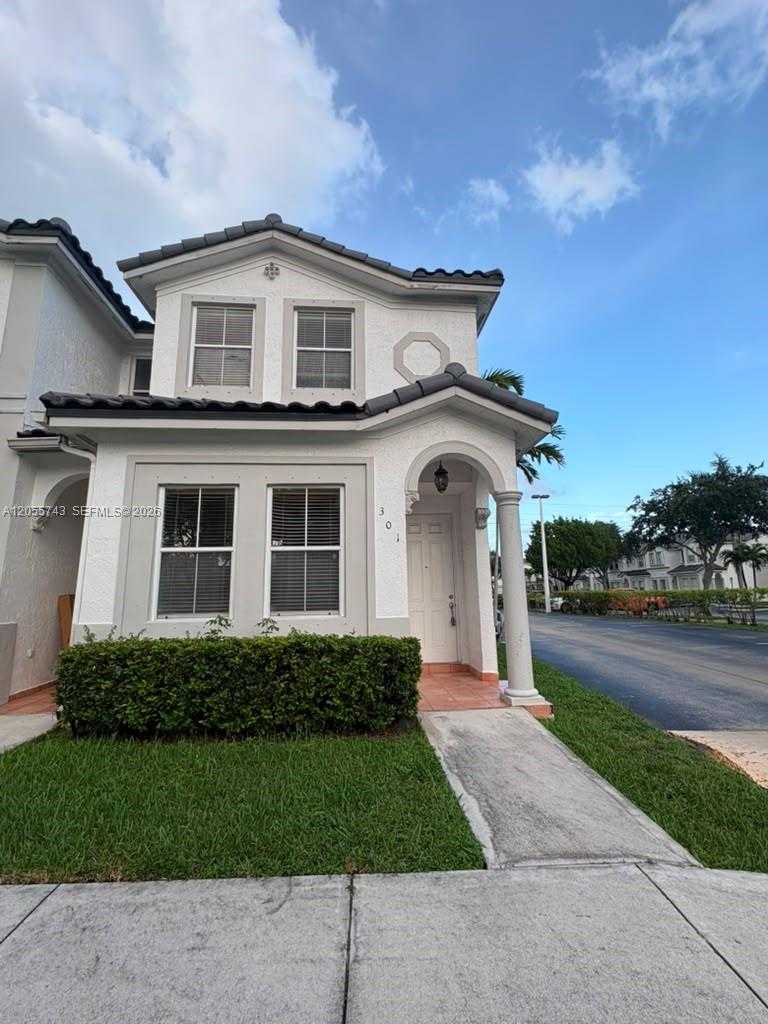 5420 NW 107th Ave  APT 301 Doral Florida United States, for Rent, residential, Roberto Villasmil, Interinvestments Realty, Inc.