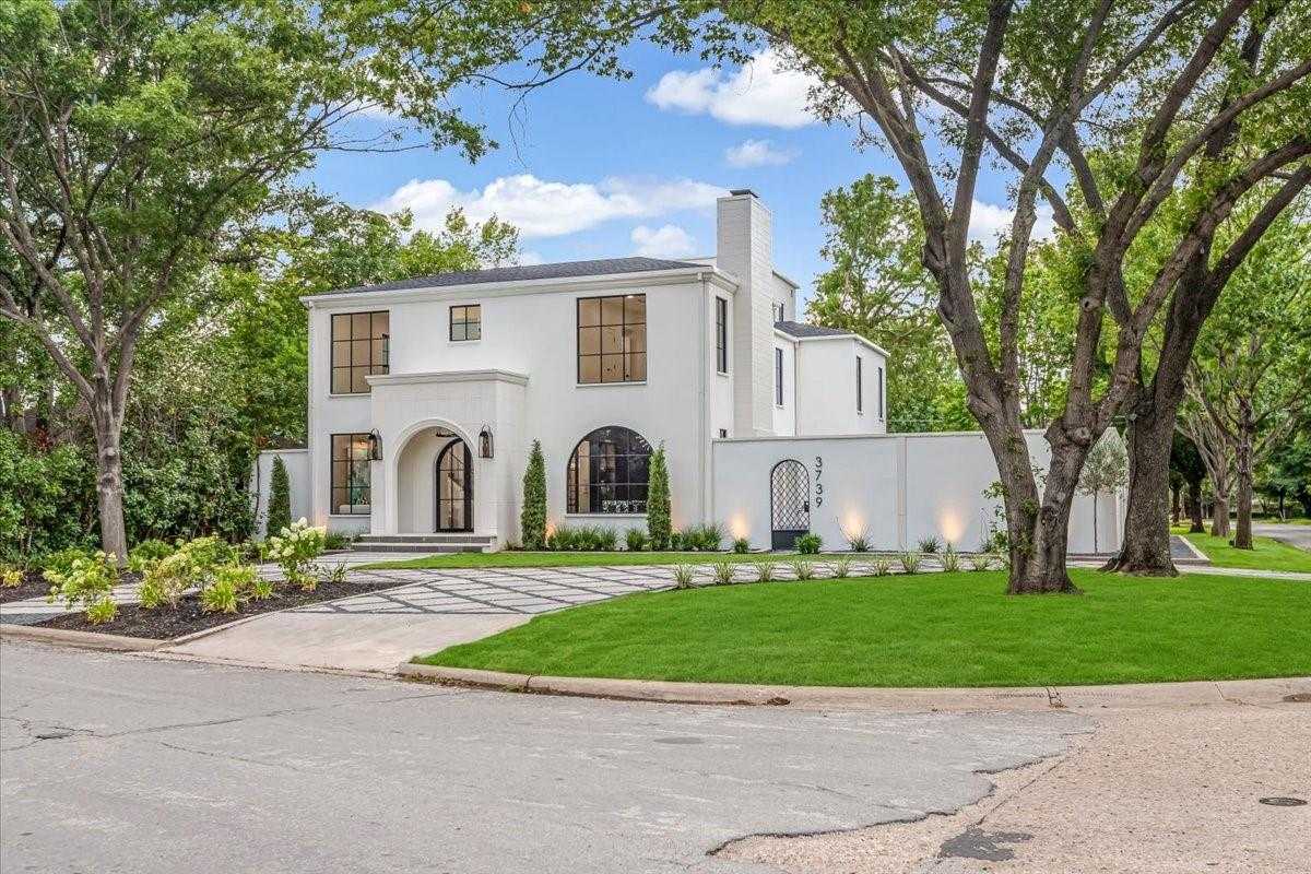 3739 N Versailles Avenue Dallas Texas United States, for Sale, residential, Joyce Kelly, Hummingbird Realty