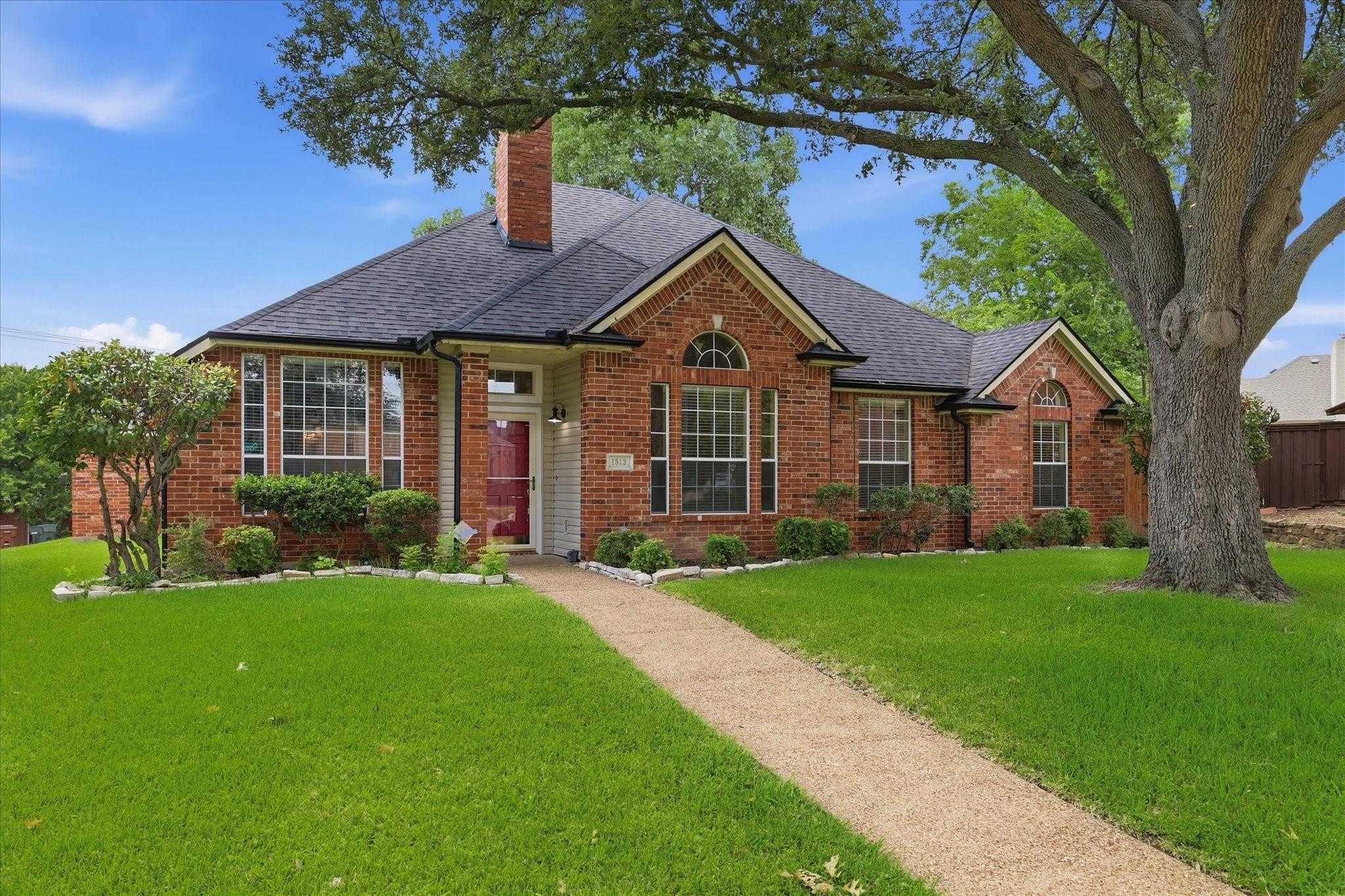 1513 Commerce Drive Plano Texas United States, for Sale, residential, Joyce Kelly, Hummingbird Realty