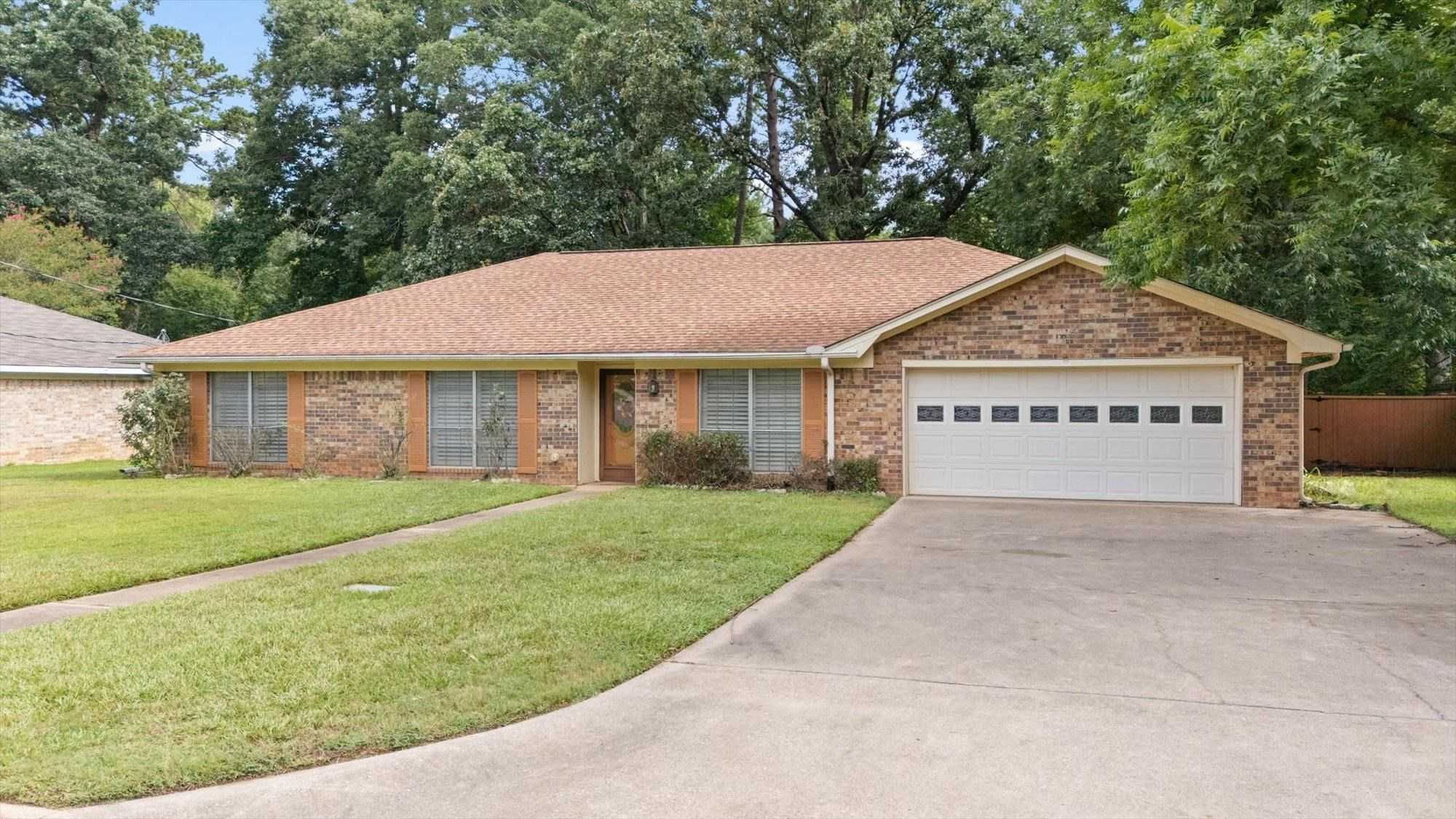 409 Woodway Ln Longview Texas United States, for Sale, residential,  , Drake Chapman Real Estate, Brokerage