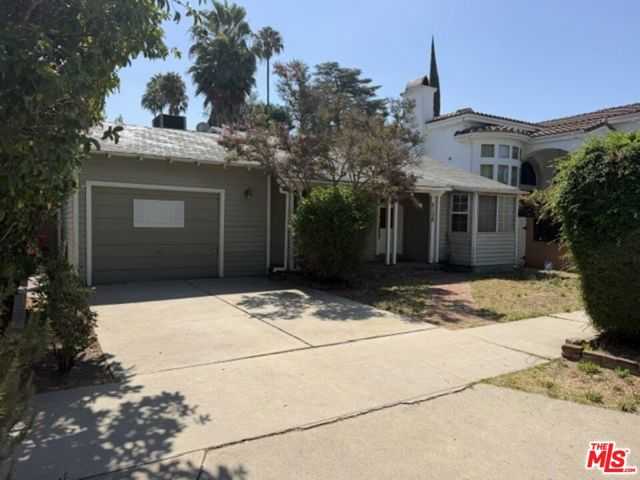 5136 Noble Avenue Los Angeles California United States, for Sale, residential, Daniil Gorkov, Beverly & Co.