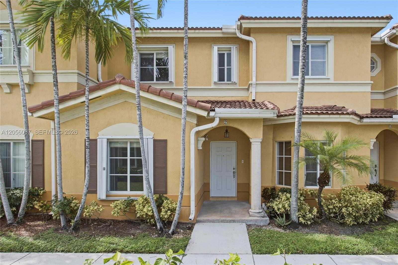 10863 NW 83rd  APT 2 Doral Florida United States, for Sale, residential, Roberto Villasmil, Interinvestments Realty, Inc.