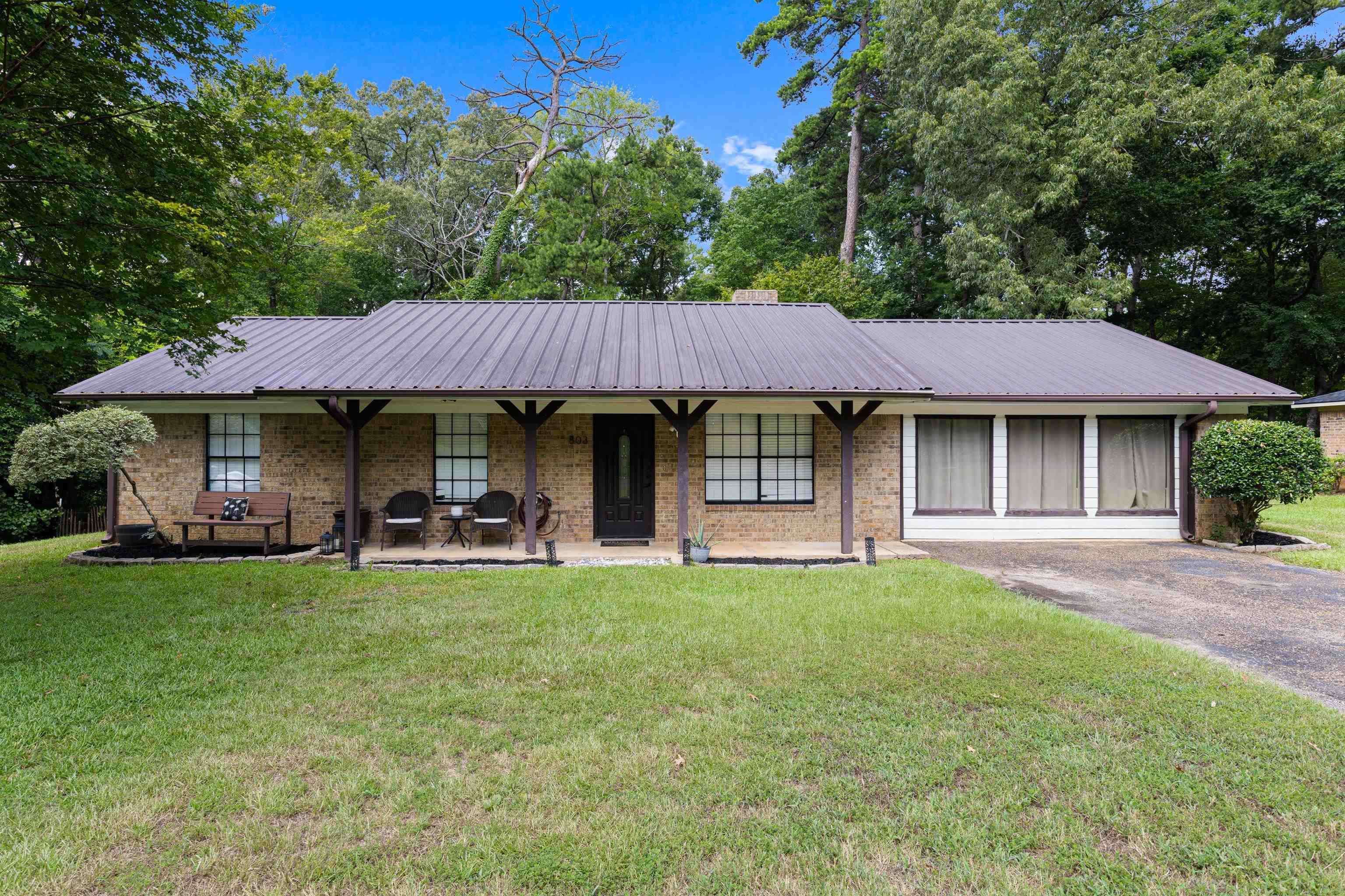 803 Chris Dr Longview Texas United States, for Sale, residential,  , Drake Chapman Real Estate, Brokerage