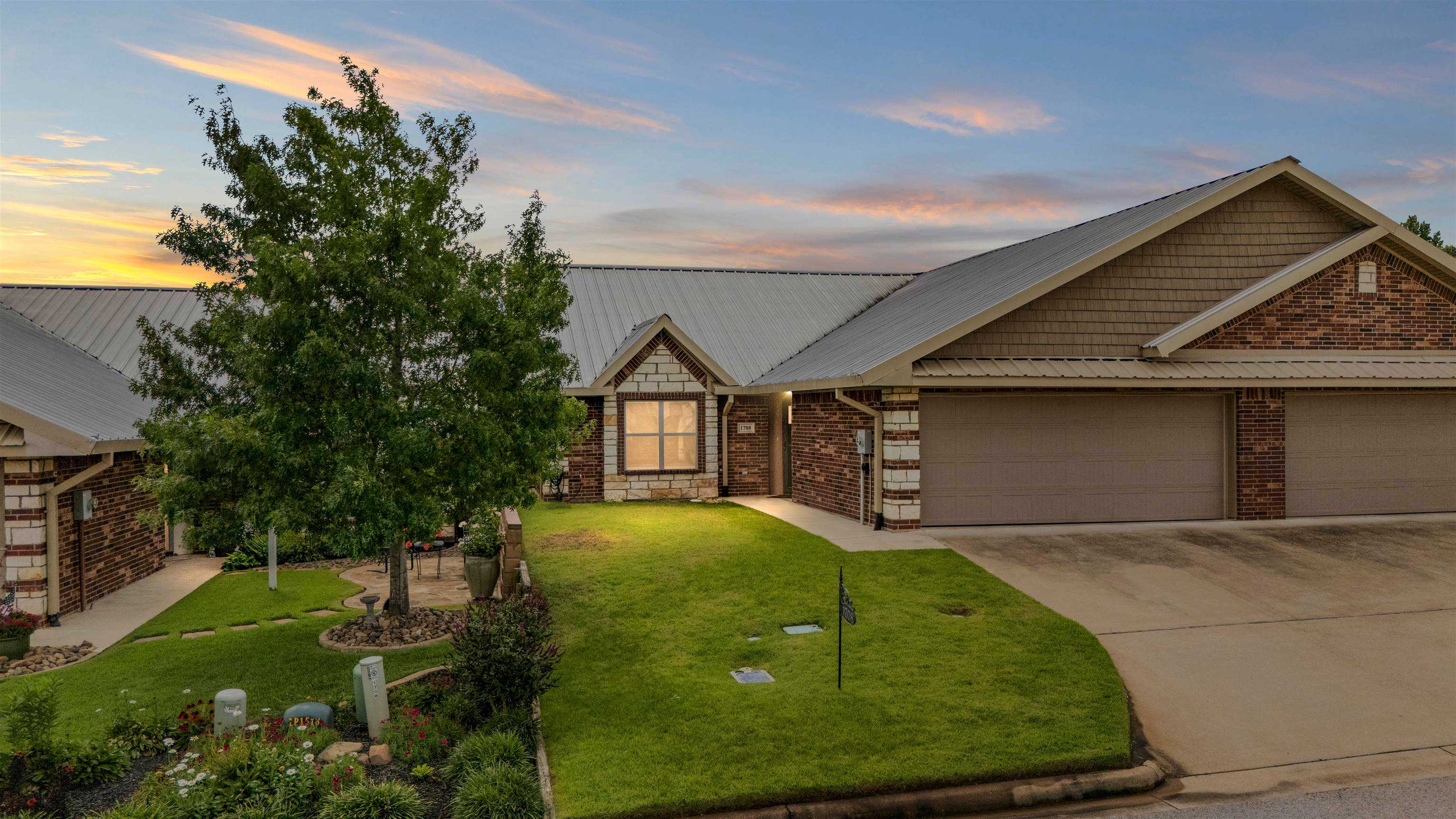 1708 Yosemite Way Longview Texas United States, for Sale, residential,  , Drake Chapman Real Estate, Brokerage