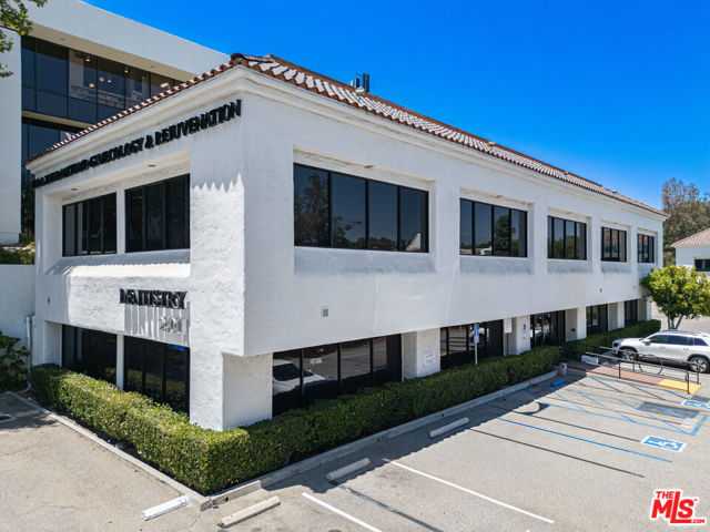 24011 Ventura Boulevard APT 200 Calabasas California United States, for Lease, commercial, Scott & Sherry Walter, Beverly & Co.
