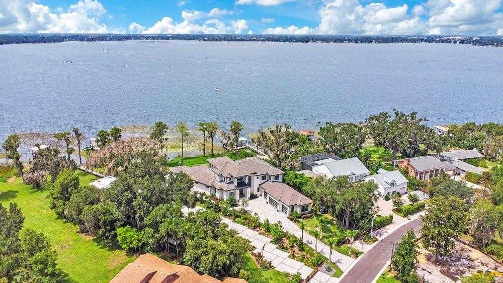 724 W 2ND AVENUE Windermere Florida United States, for Sale, residential, Zaira Mejia, Spaces & Styles Group