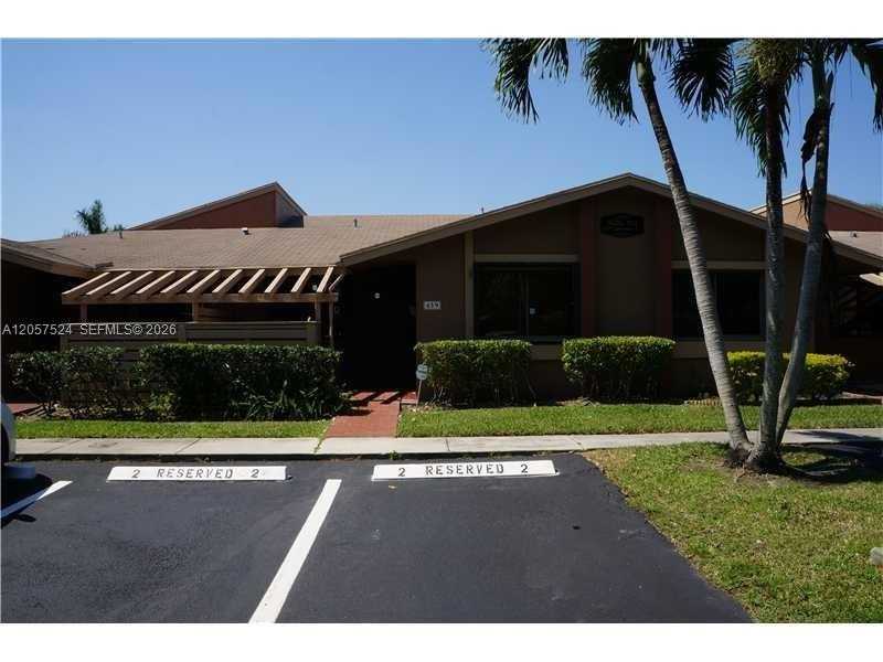459 Lakeview Dr  APT 2 Weston Florida United States, for Rent, residential, Radmila Mandel, Florida Sky Realty Group
