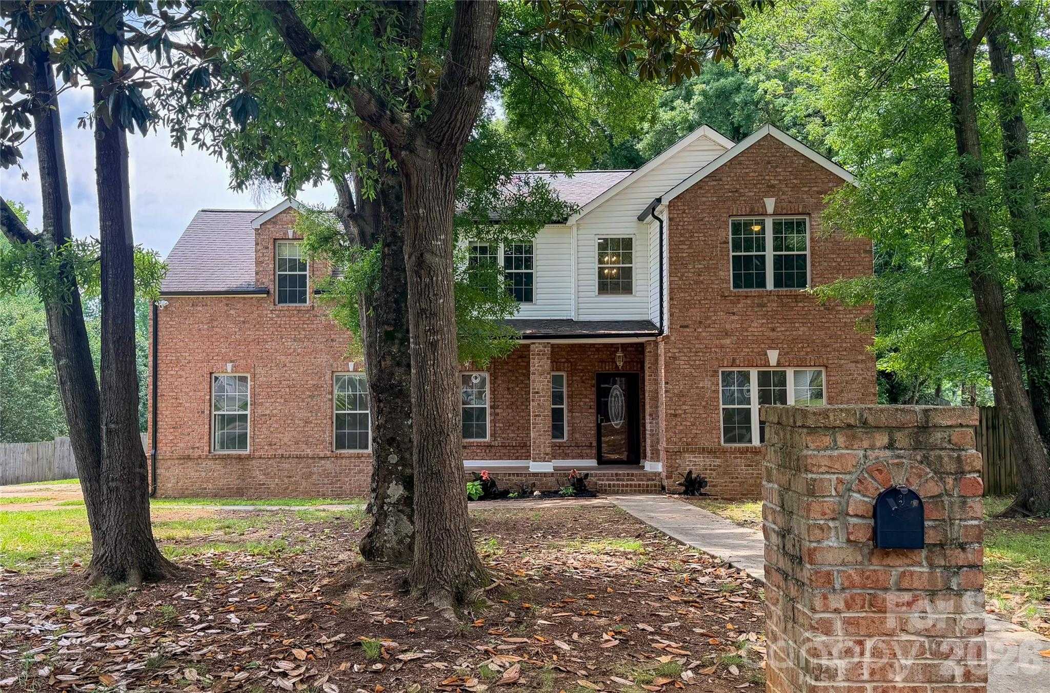 5846 Hanna Court Charlotte North Carolina United States, for Sale, residential, Kristen Haynes, New Home Buyers Brokers / Realty Pros