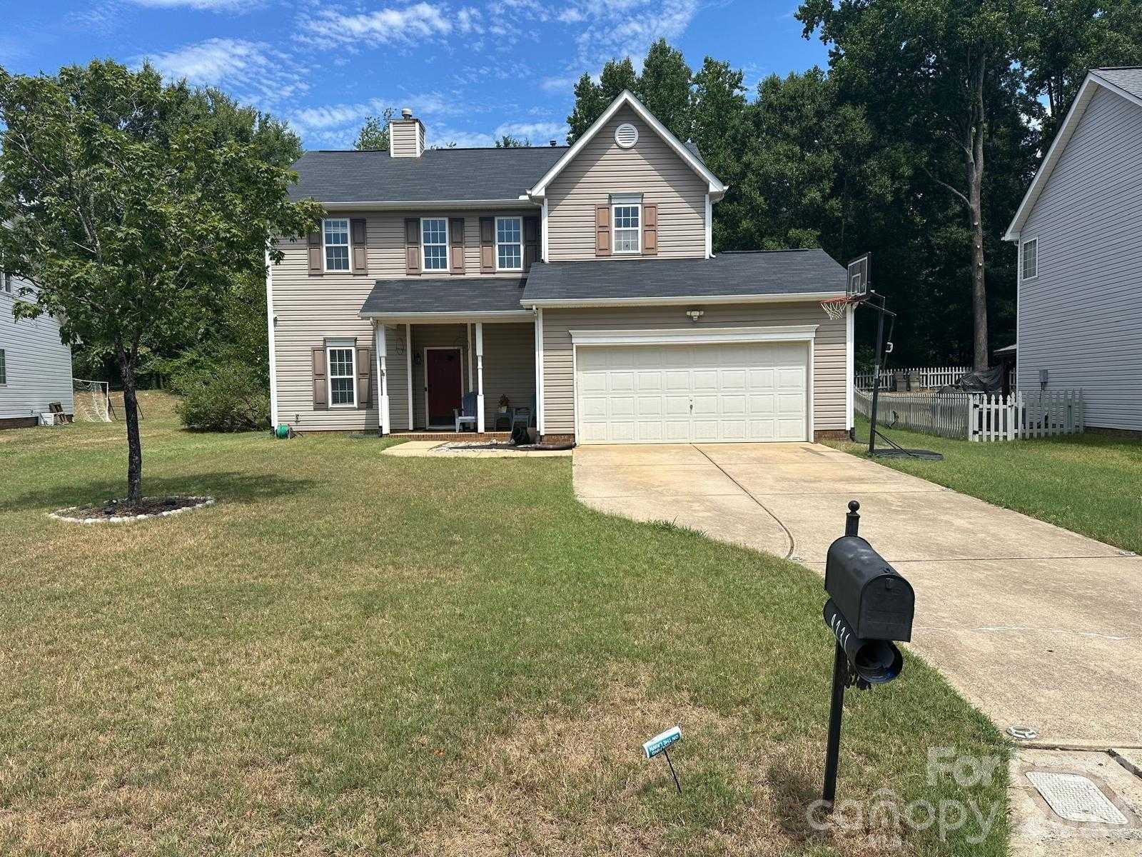 9231 Mitchell Glen Drive Charlotte North Carolina United States, for Rent, residential, Kristen Haynes, New Home Buyers Brokers / Realty Pros