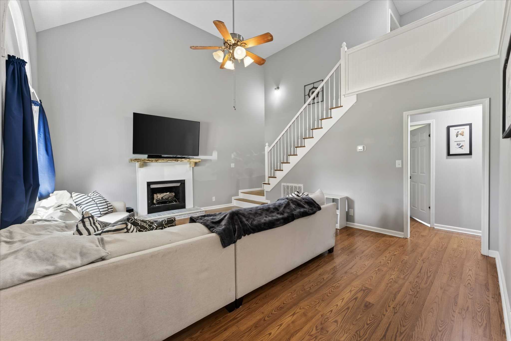 1223 Cobblestone Ln Clarksville Tennessee United States, for Sale, residential, Adam Hanes, LPT Realty