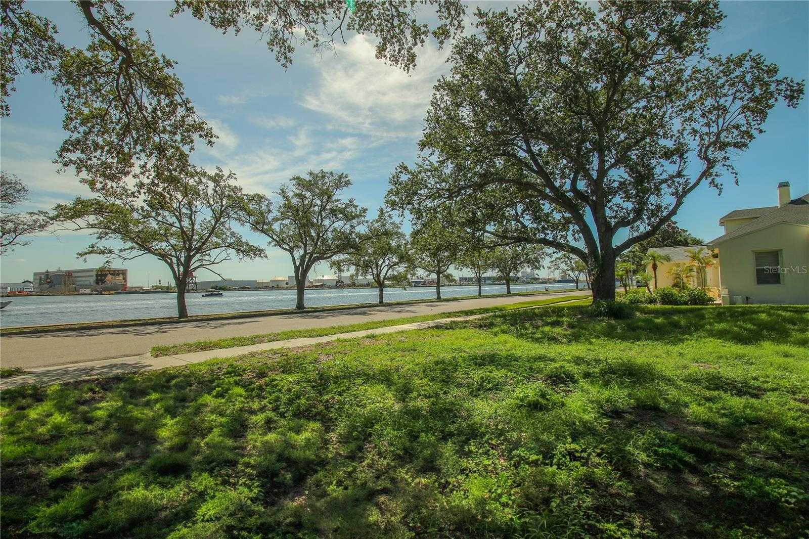 424 CHANNEL DRIVE Tampa Florida United States, for Sale, commercial, Sunny Sidhu, RE/MAX Premier Group