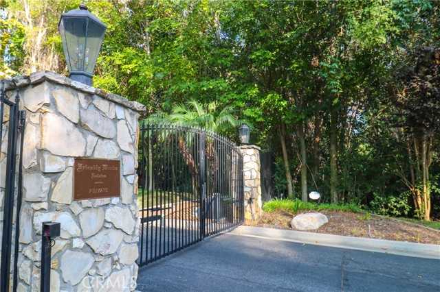9455 Friendly Woods Whittier California United States, for Sale, residential, Ralph  Morfin, Realty One Group
