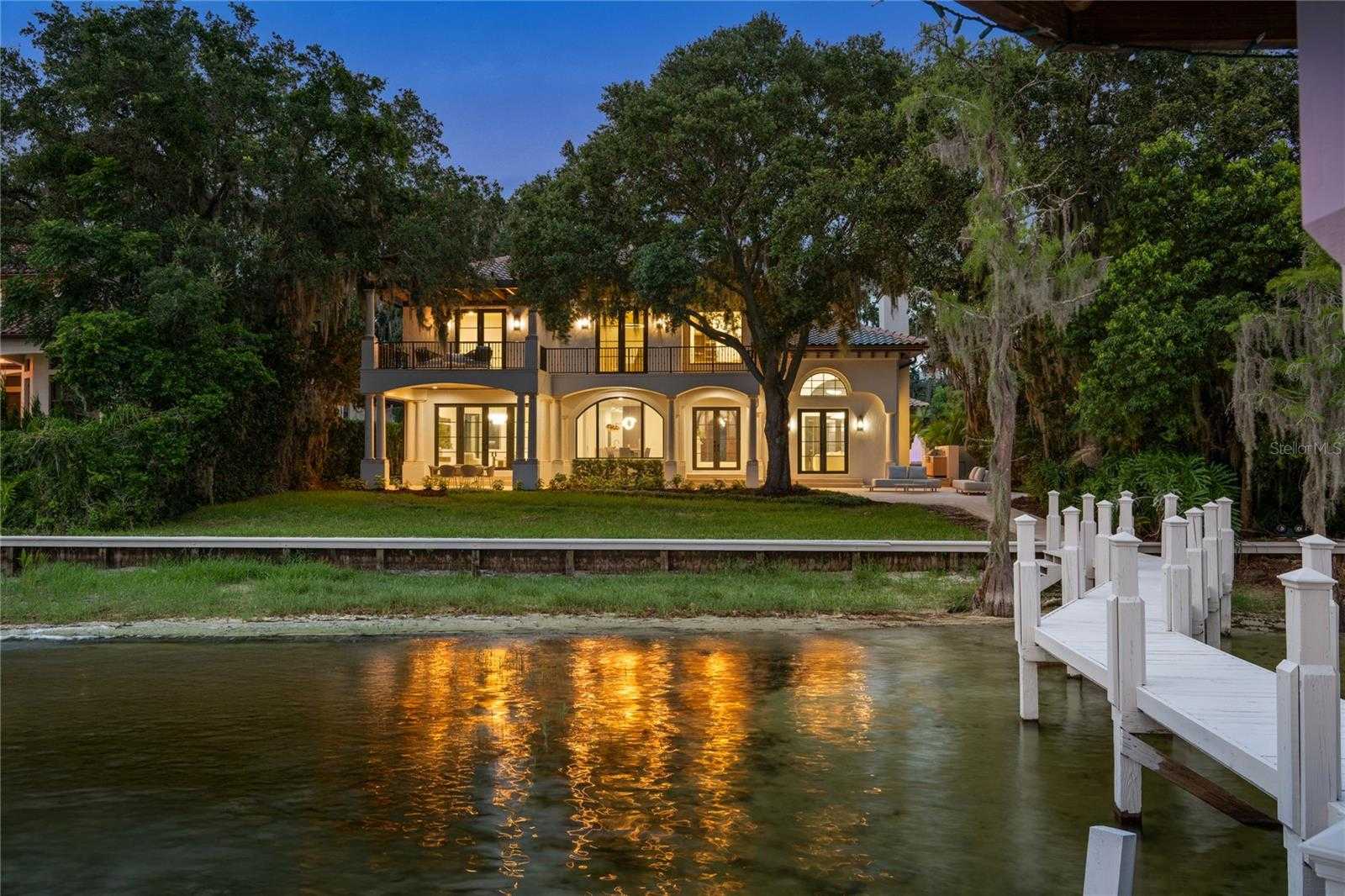 800 W 2ND AVENUE Windermere Florida United States, for Sale, residential, Zaira Mejia, Spaces & Styles Group