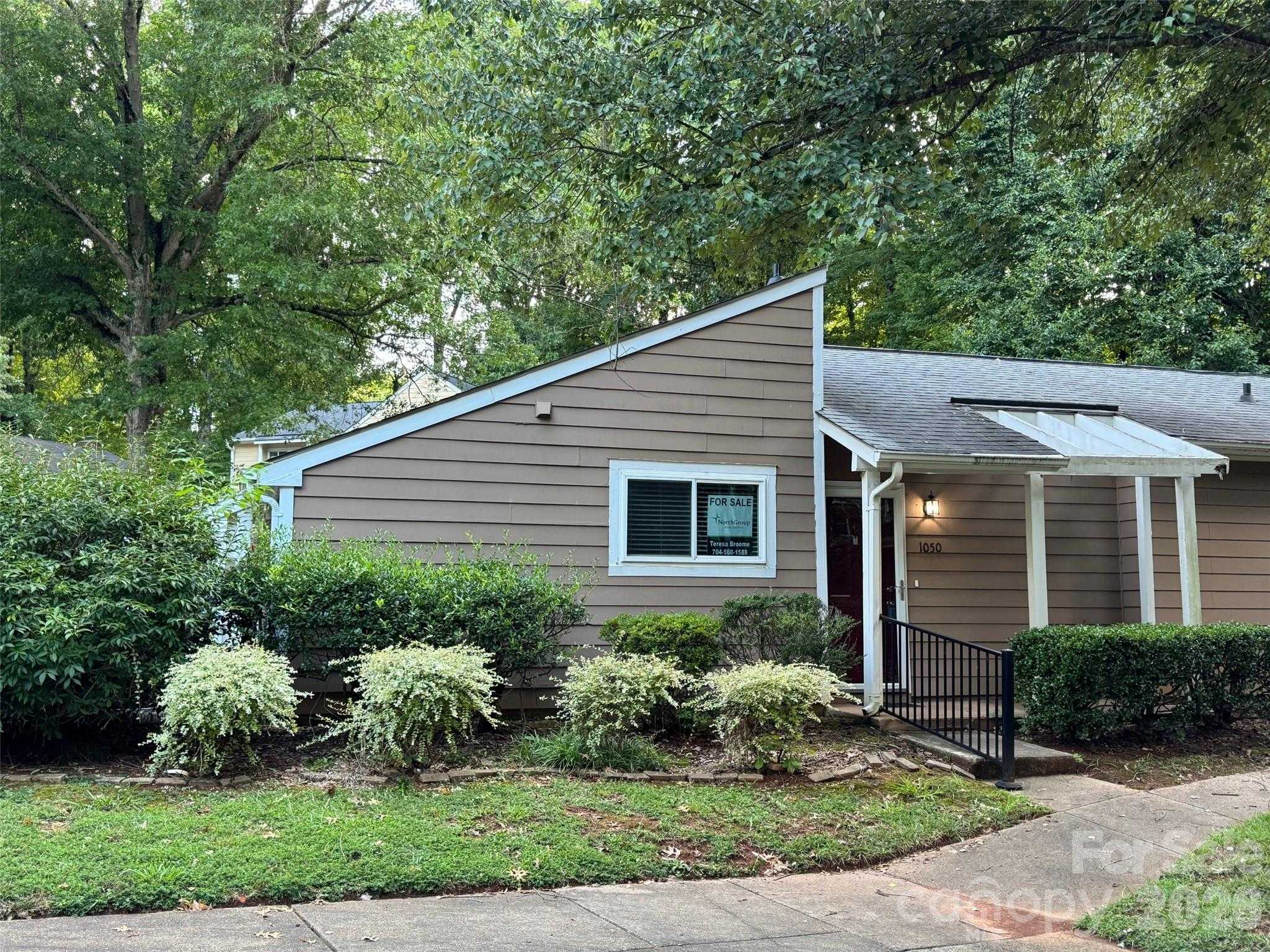 1050 Sardis Cove Drive Charlotte North Carolina United States, for Sale, residential, Kristen Haynes, New Home Buyers Brokers / Realty Pros