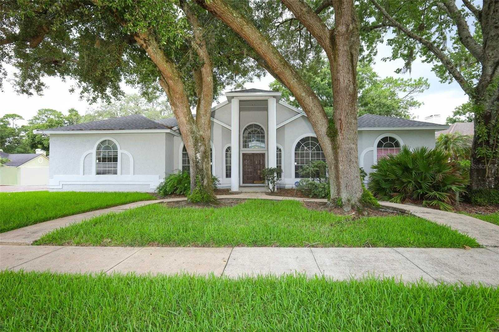 2357 CHANTILLY TERRACE Oviedo Florida United States, for Sale, residential, Fritz Wardlow, HomeSmart