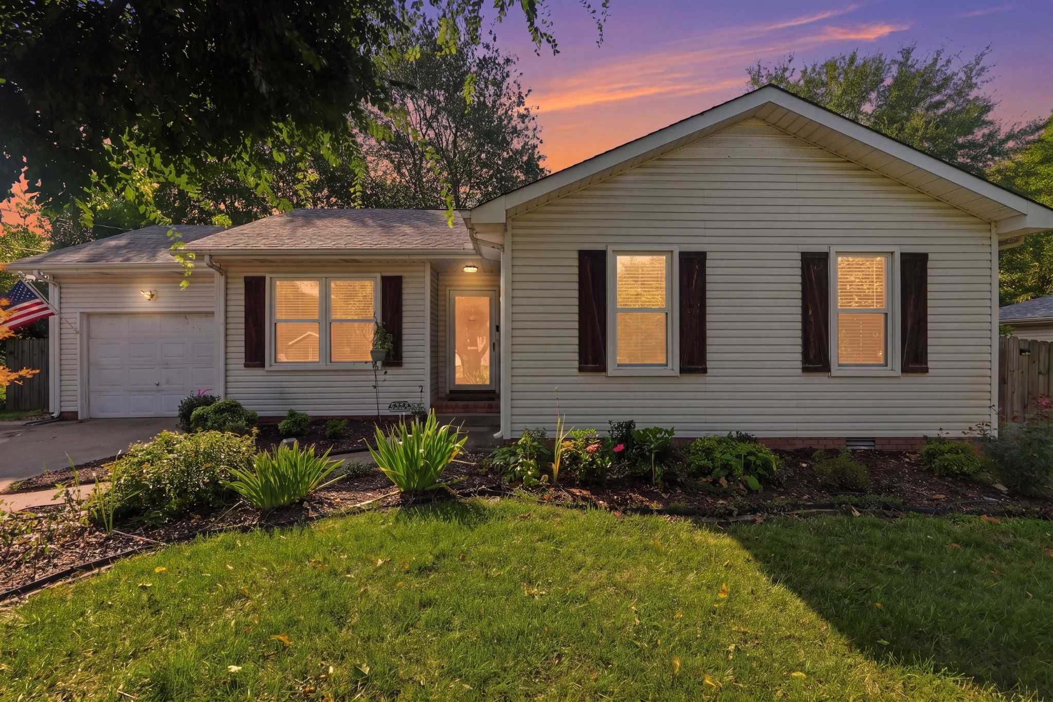 2670 Keyland Dr Clarksville Tennessee United States, for Sale, residential, Sandra Hester, Keystone Realty and Management