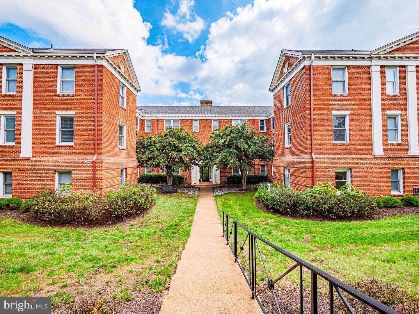 922 S WASHINGTON STREET APT 310 Alexandria Virginia United States, for Sale, residential,  , The Holly Group