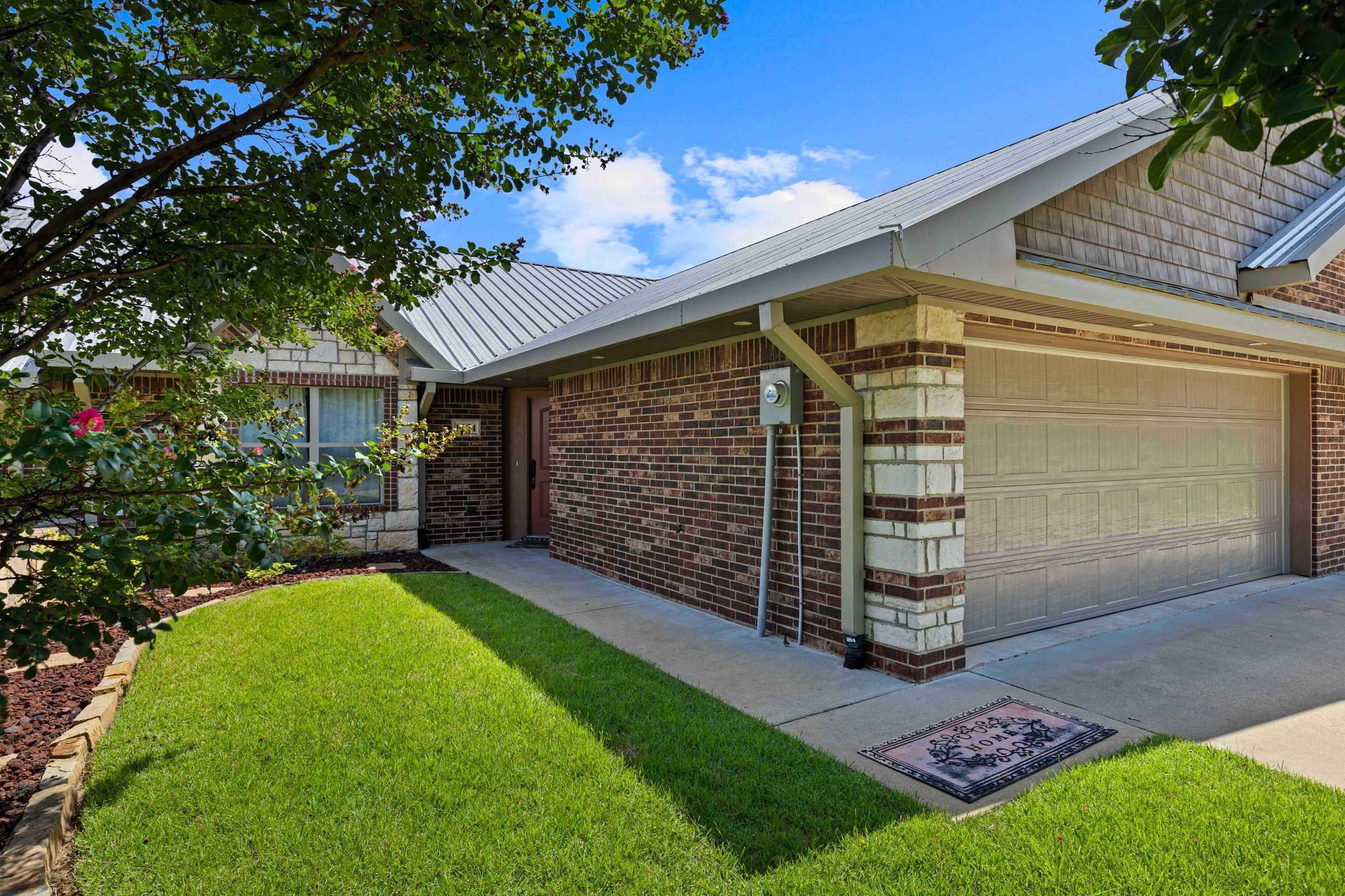 1424 Garner Lane Longview Texas United States, for Sale, residential,  , Drake Chapman Real Estate, Brokerage
