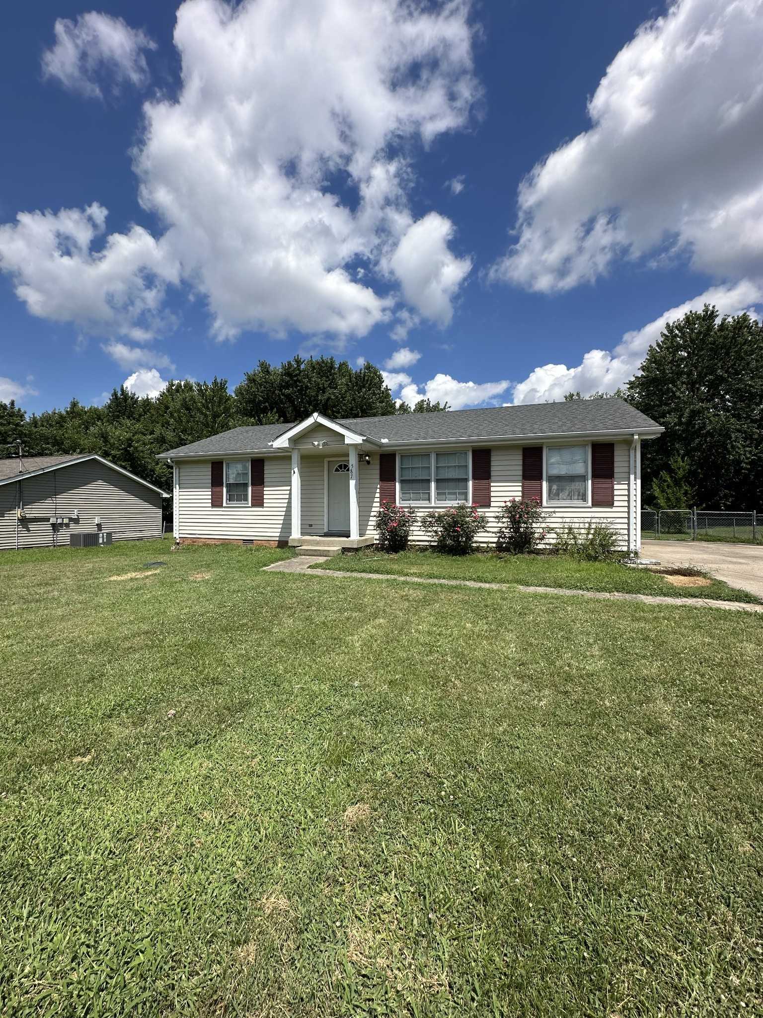 587 Anita Dr Clarksville Tennessee United States, for Rent, residential, Rebekah  Sprabary, Sweet Home Realty & Property Management