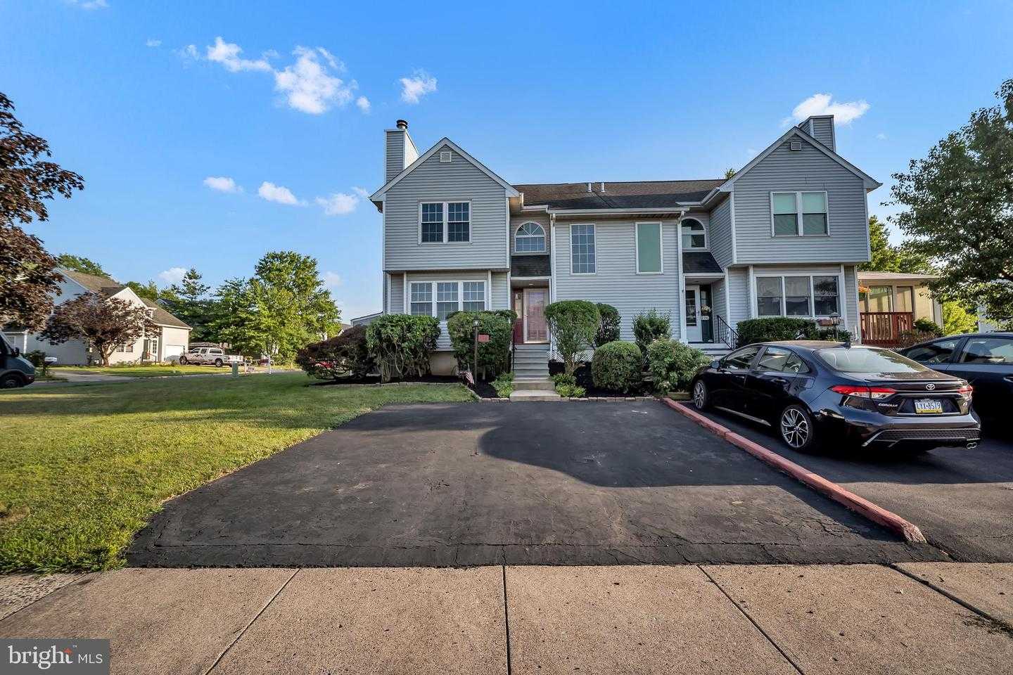 198 ERIC LANE Lansdale Pennsylvania United States, for Sale, residential,  , Market Force Realty